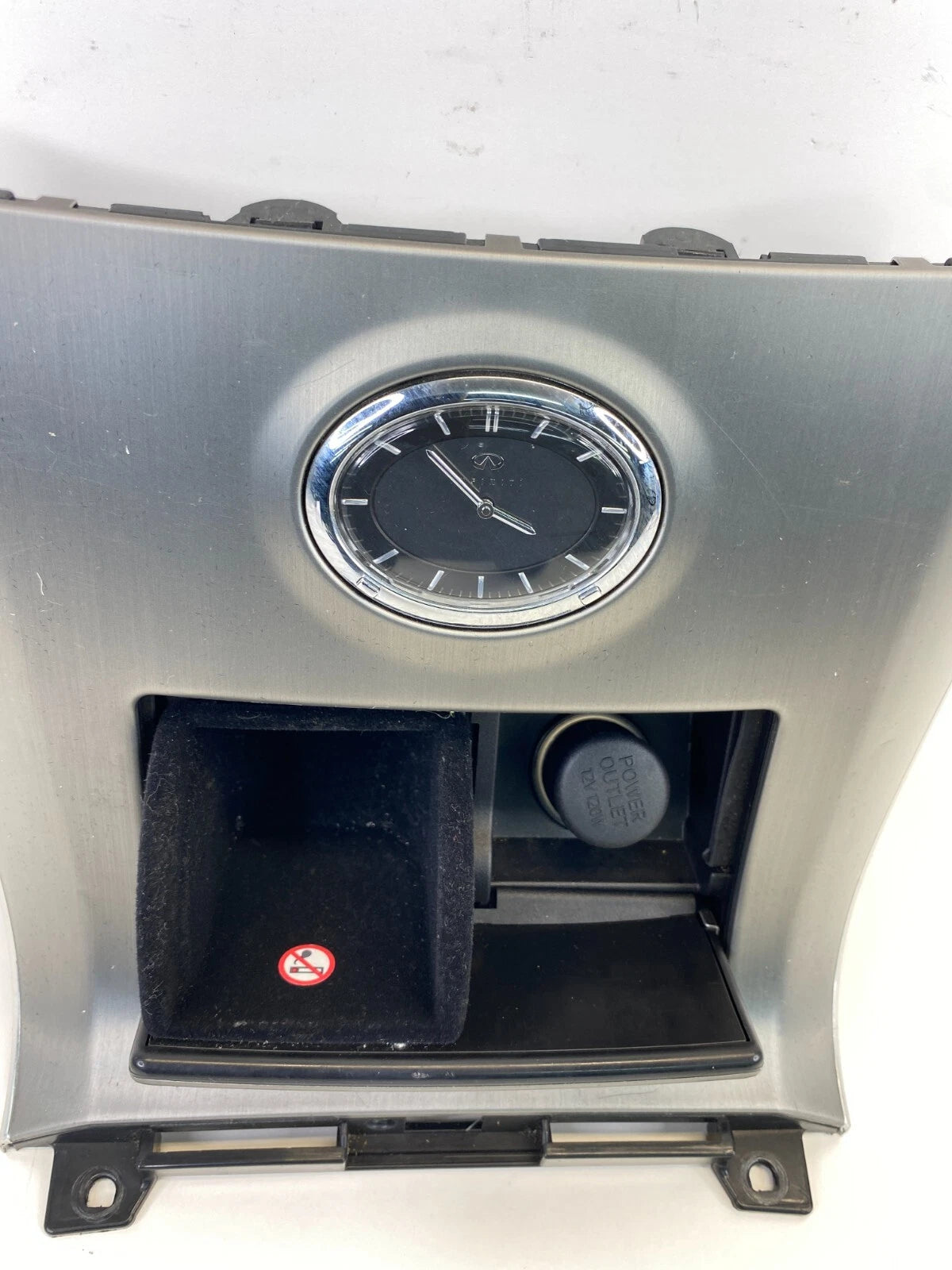2007 2008 INFINITI FX35 CENTER CONSOLE CLOCK STORAGE BEZEL TRIM 68460-CL70A OEM