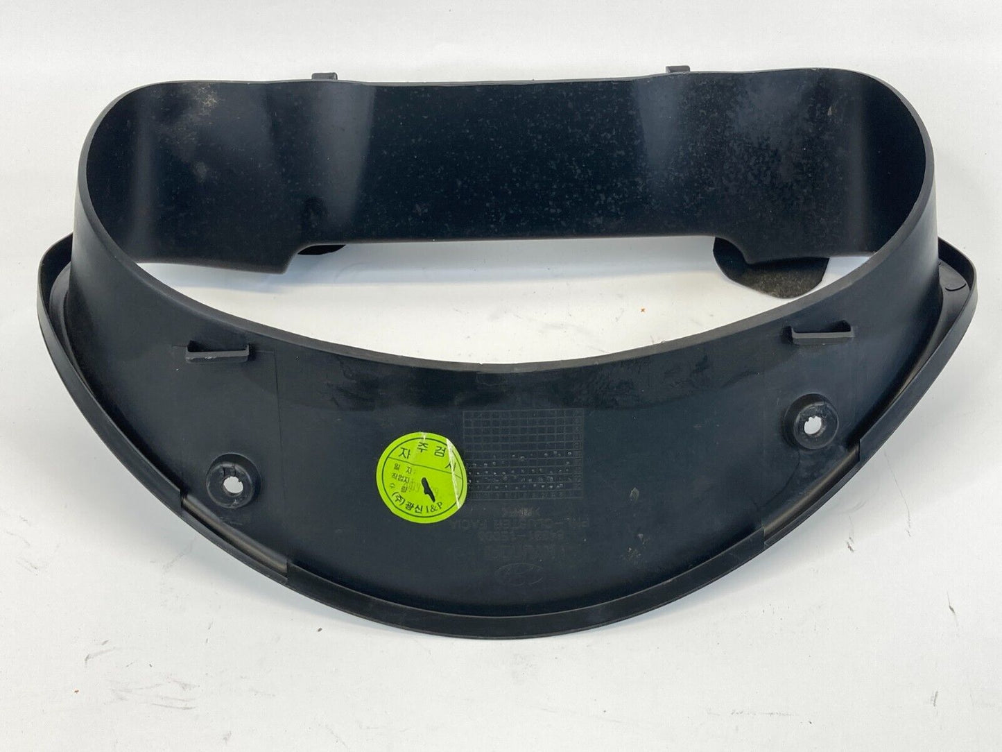 06-11 Hyundai Accent Dash Instrument Speedometer Cluster Trim Bezel 84831-1E000