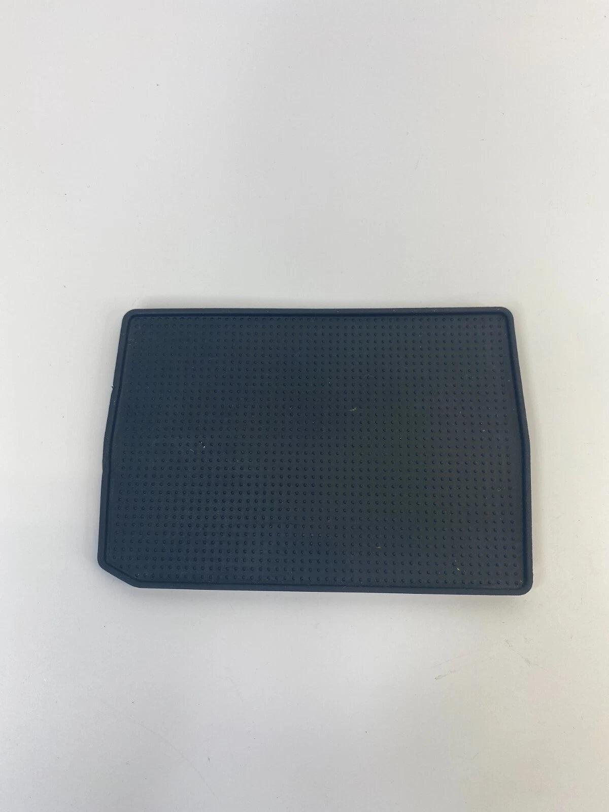 2007 2008 2009 SUZUKI XL-7 CENTER CONSOLE LINER CUBBY MAT INSERT AKM41749 OEM