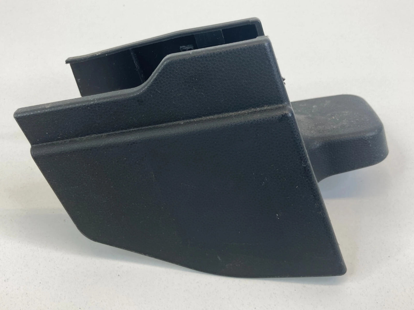 2007-2012 MAZDA CX-7 CX7 FRONT SEAT REAR RIGHT TRACK RAIL COVER EG2157051 OEM