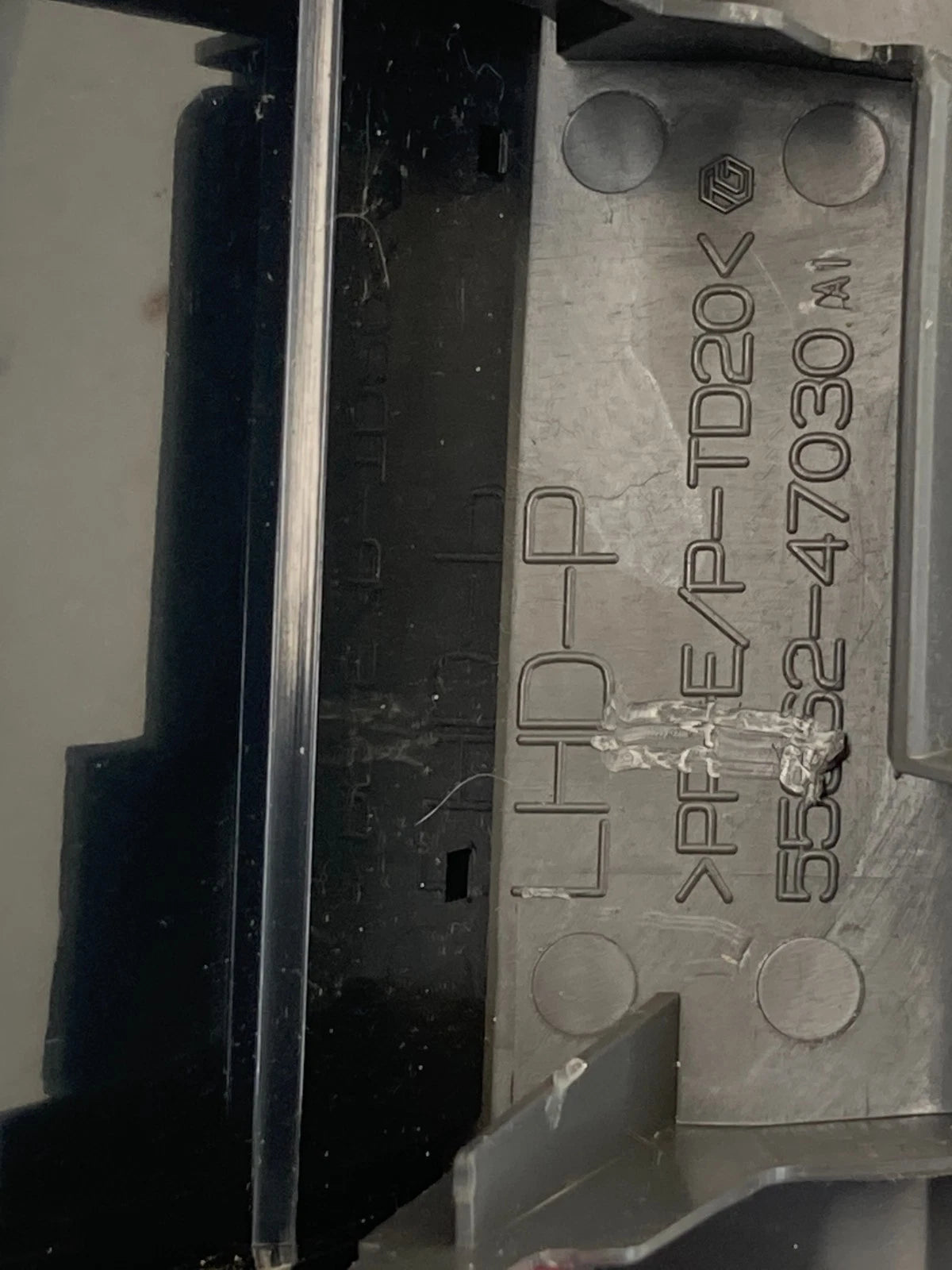 2010-2015 TOYOTA PRIUS DASH RIGHT PASSENGER AIR VENT GRILLE OUTLET 55662-47030