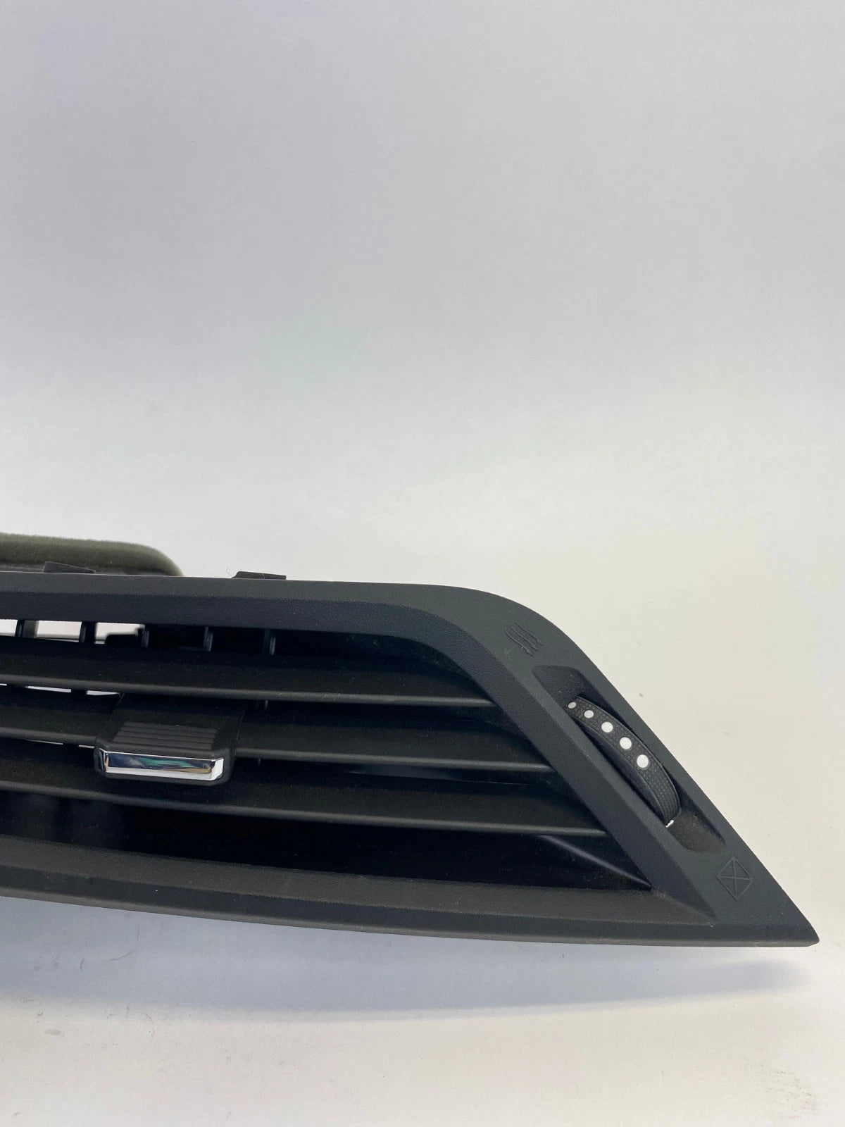 10-17 CHEVROLET EQUINOX DASHBOARD AC AIR VENT GRILLE INNER FRONT RH OEM 2880746
