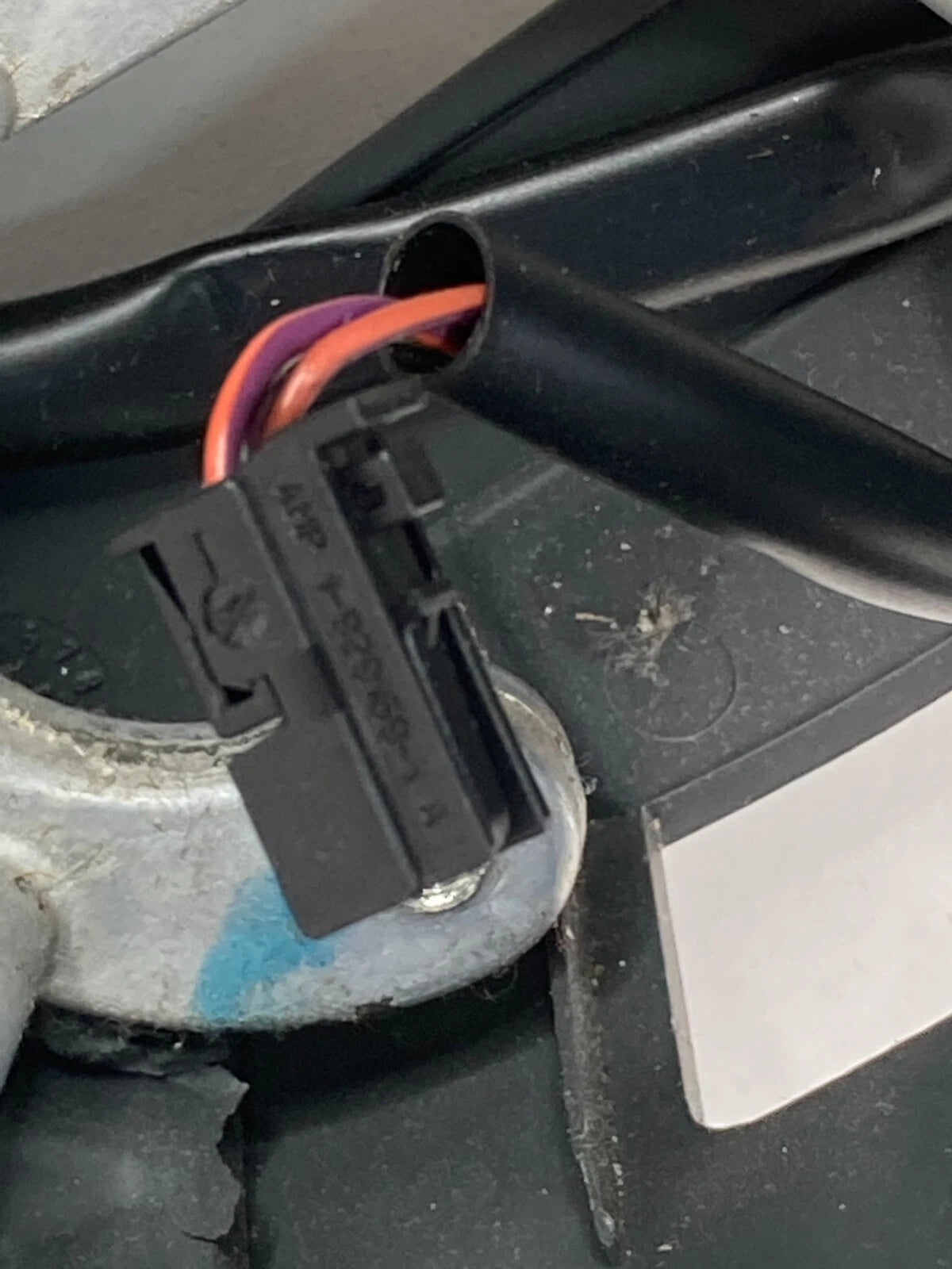 2007-2010 CHRYSLER SEBRING STEERING WHEEL COLUMN DRIVER HAND GRIP 1EM151DHAD OEM