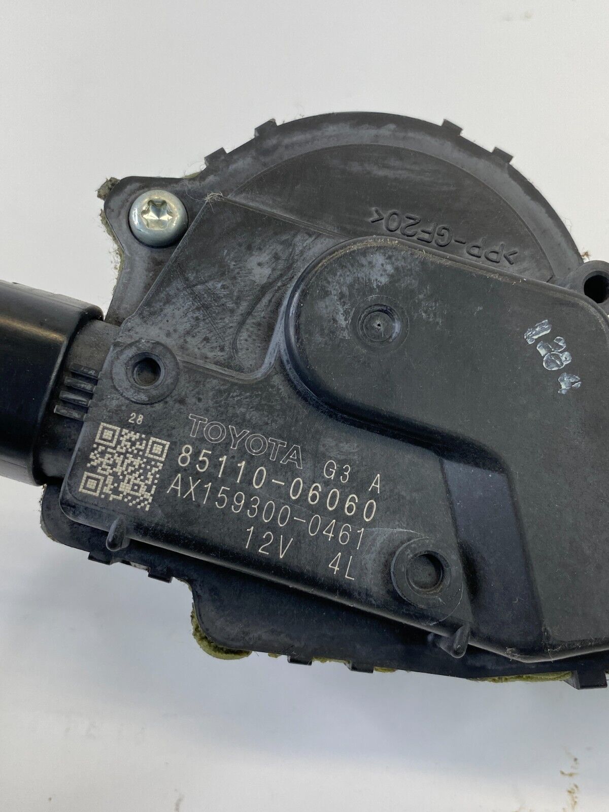 2007-2011 Toyota Camry Front Windshield Wiper Motor Assembly 85110-06060