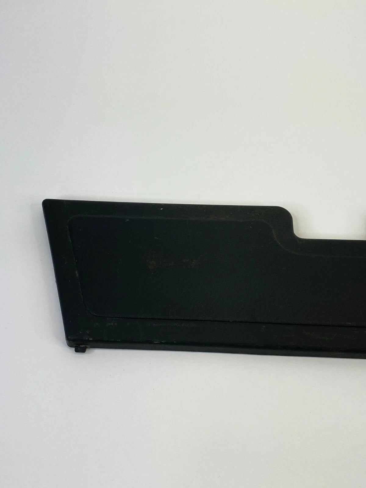 98-02 HONDA ACCORD COUPE TRUNK JACK LID COVER PANEL MOLDING TRIM 84606-S84-A010