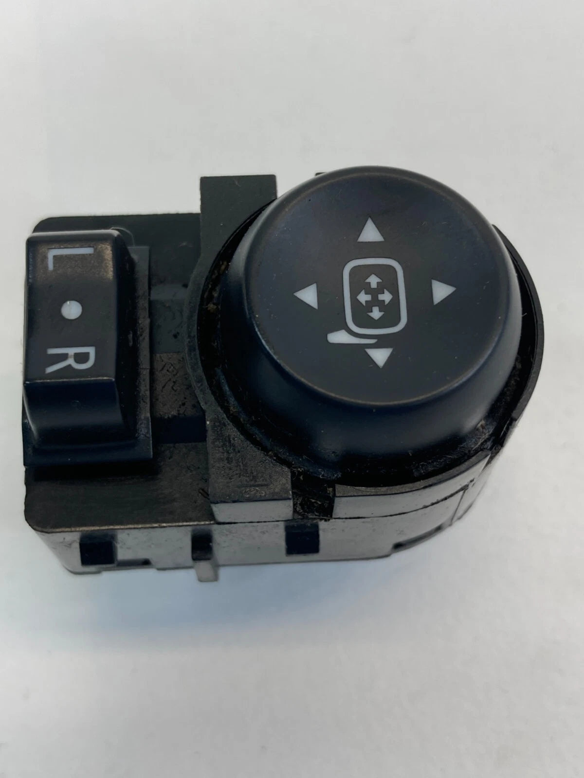 2010-2017 GMC TERRAIN FRONT LEFT SIDE VIEW POWER MIRROR REGULATOR SWITCH 2084618