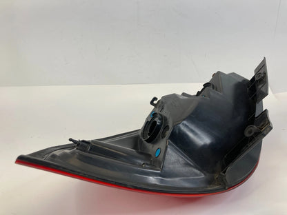 2008-2010 SATURN VUE REAR LEFT QUARTER PANNEL MOUNTED TAIL LIGHT TAILLIGHT OEM