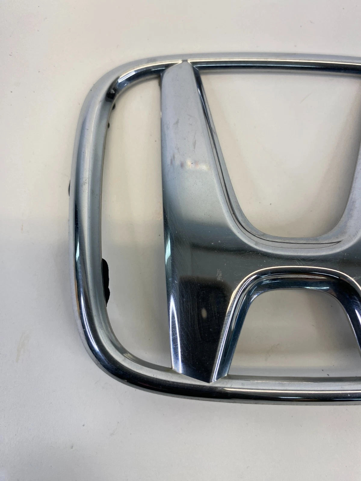 2005-2010 HONDA ODYSSEY REAR TRUNK LIFTGATE EMBLEM LOGO SYMBOL BADGE CHROME OEM