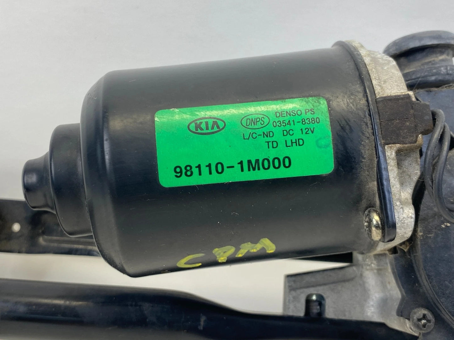 2010-2013 KIA FORTE WIPER MOTOR & TRANSMISSION LINKAGE FRONT UNIT 98110-1M00 OEM