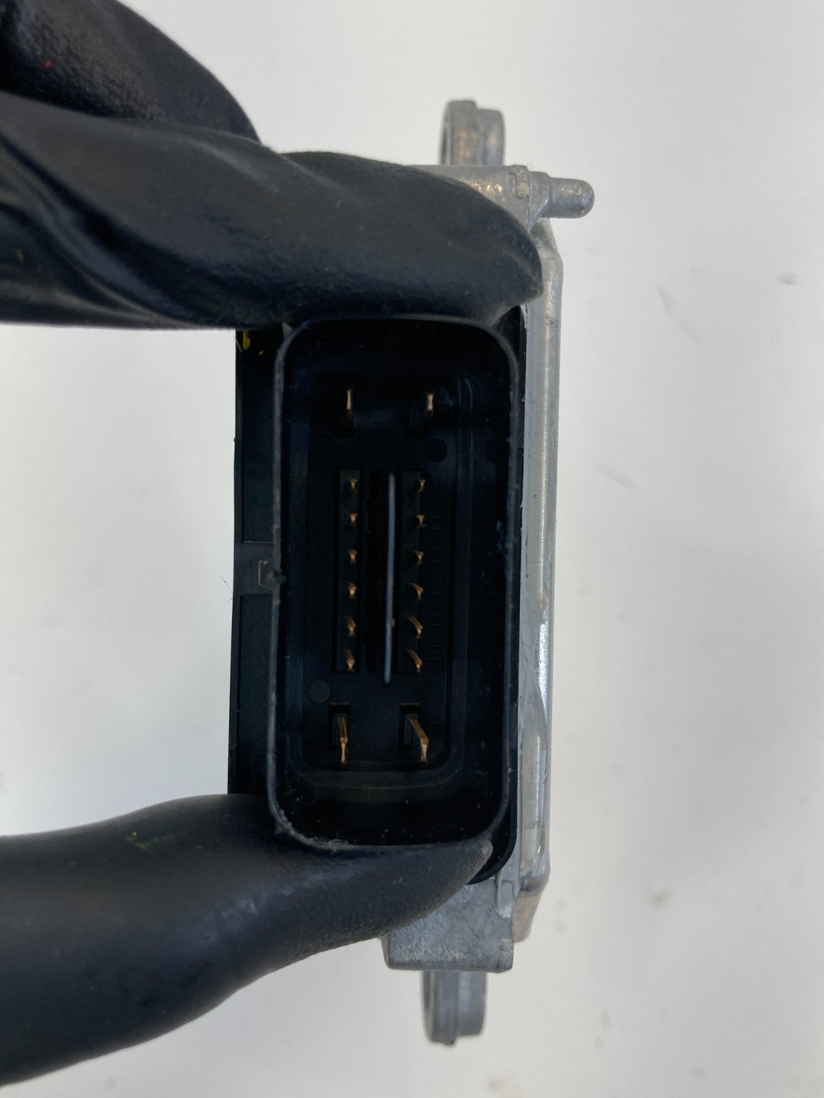 2013-2017 GMC Terrain Chevy Equinox Fuel Pump Power Control Module 23482933 OEM