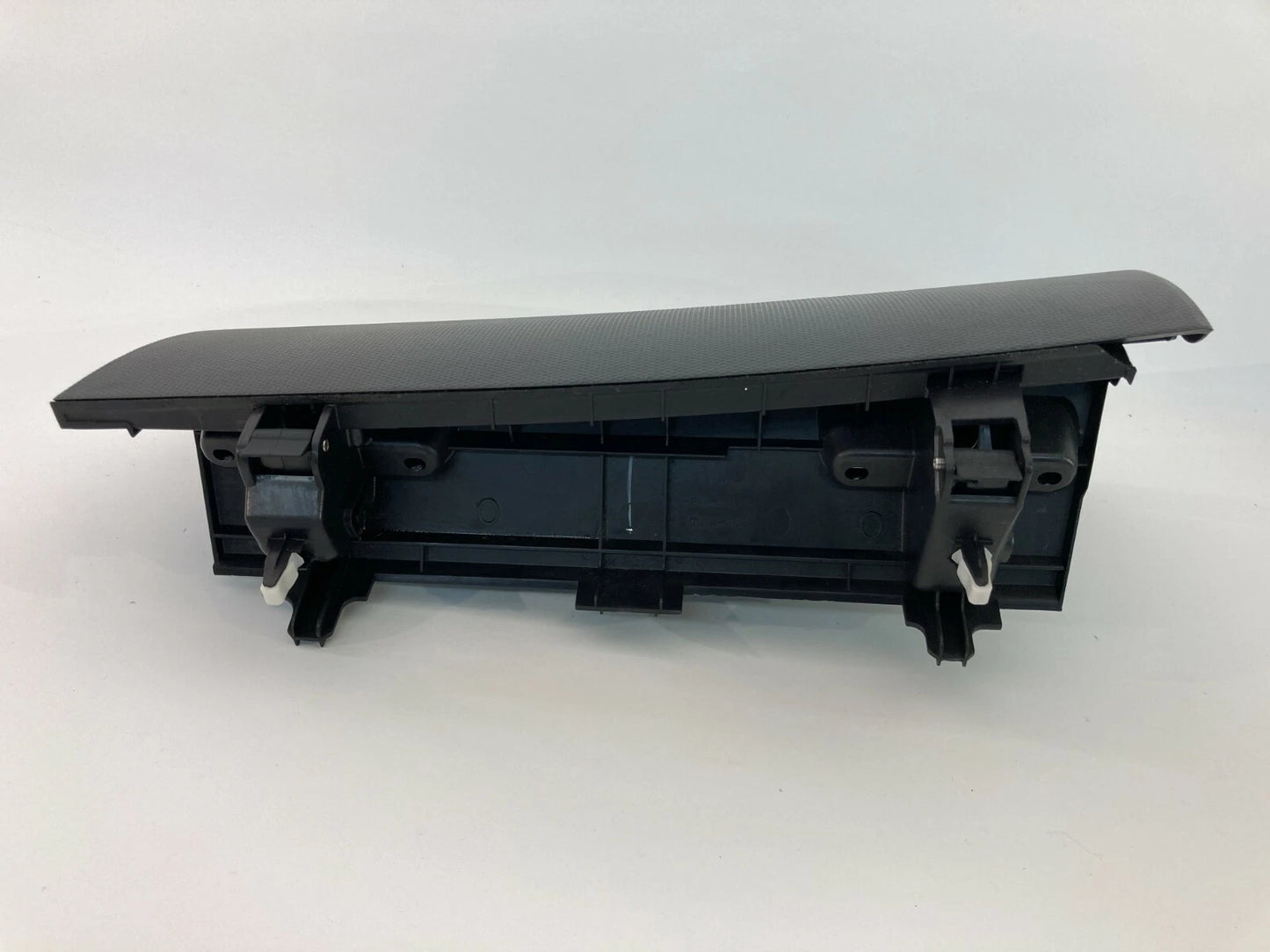 2007-2013 MITSUBISHI OUTLANDER UPPER GLOVE BOX LID DOOR COVER 8042A-01670 OEM
