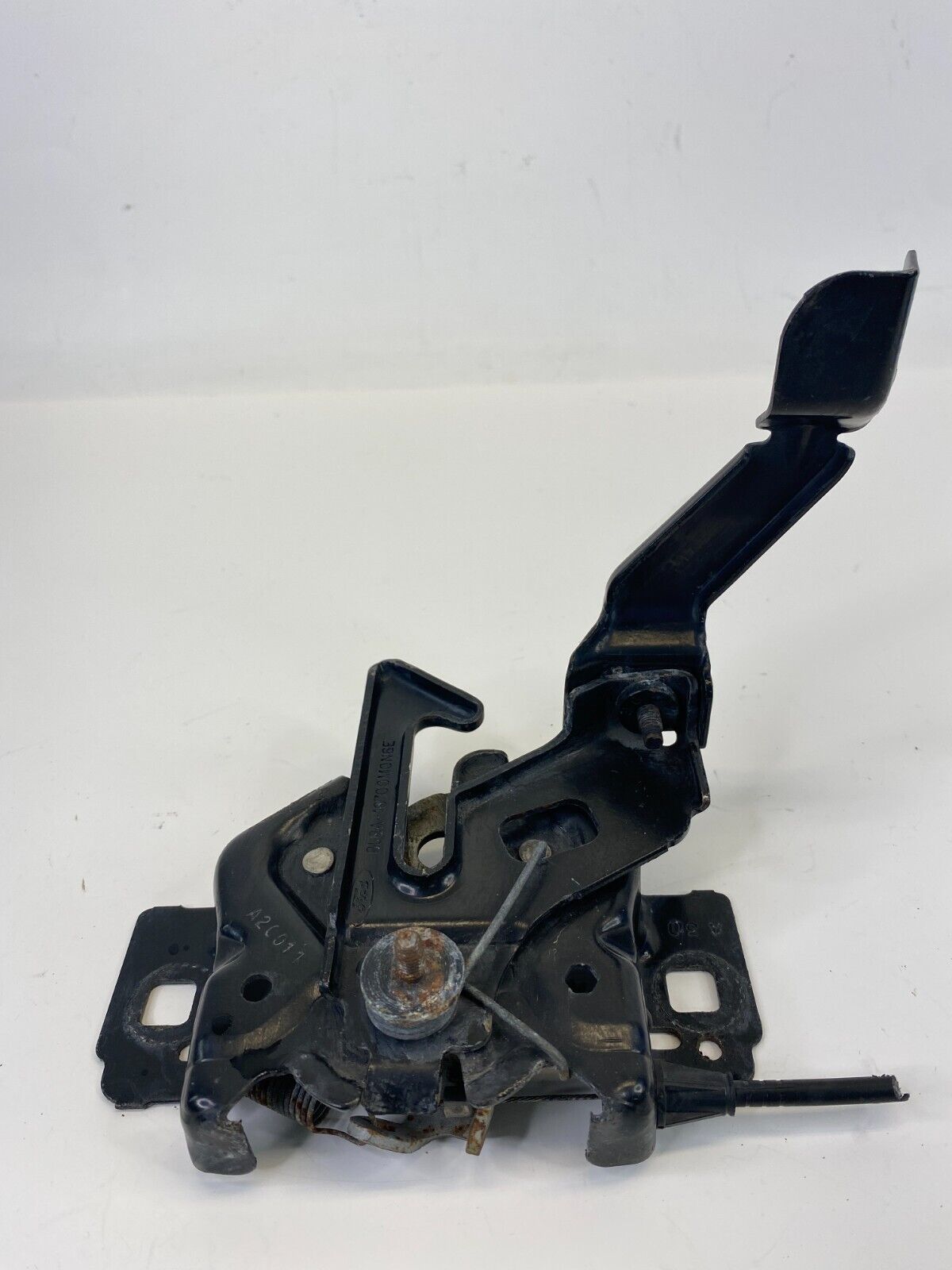 2008-2012 Ford Escape Front Hood Latch Lock Release Actuator 8L84-16A771