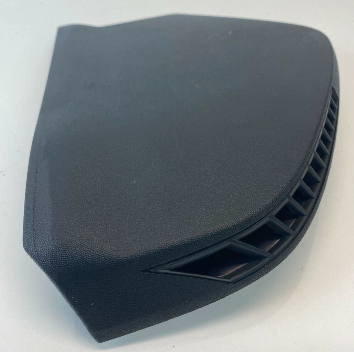 03-07 CADILLAC CTS DASH LEFT ACCESS COVER PANEL W/ DEFROSTER VENT 1220510257 OEM