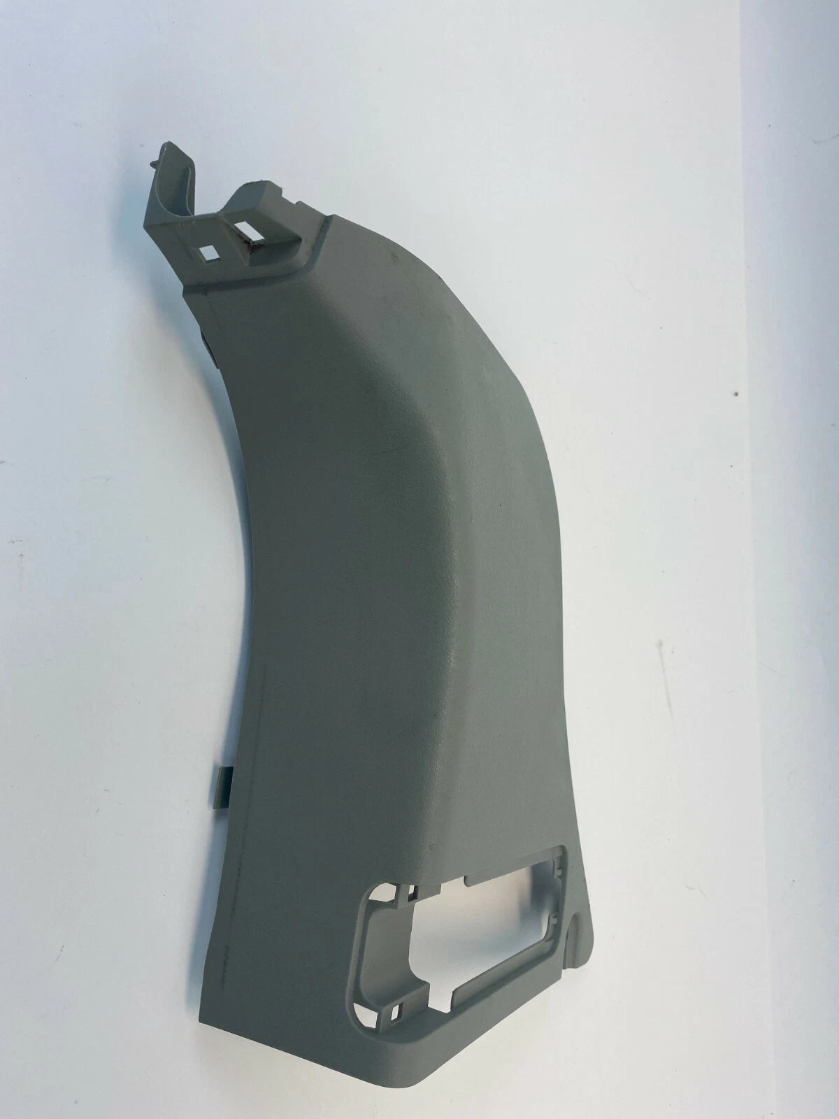 2005-2010 HONDA ODYSSEY RIGHT PASSENGER KICK COWL PANEL TRIM COVER 83111-SHJ OEM