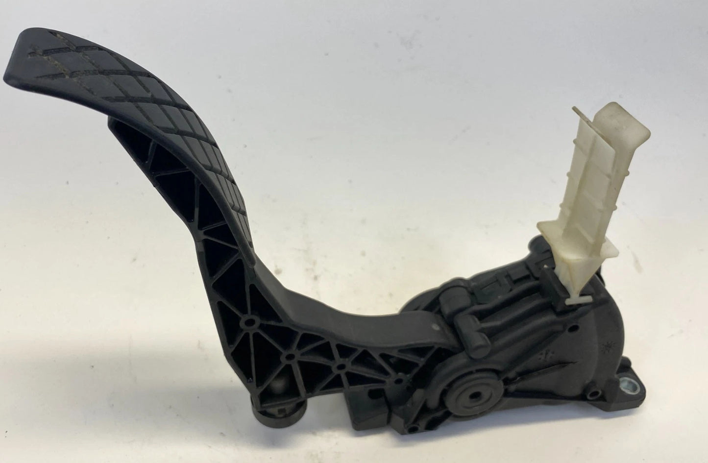 2001-2005 VW JETTA GOLF ACCELERATOR GAS PEDAL SENSOR ASSEMBLY OEM 6Q1723503E