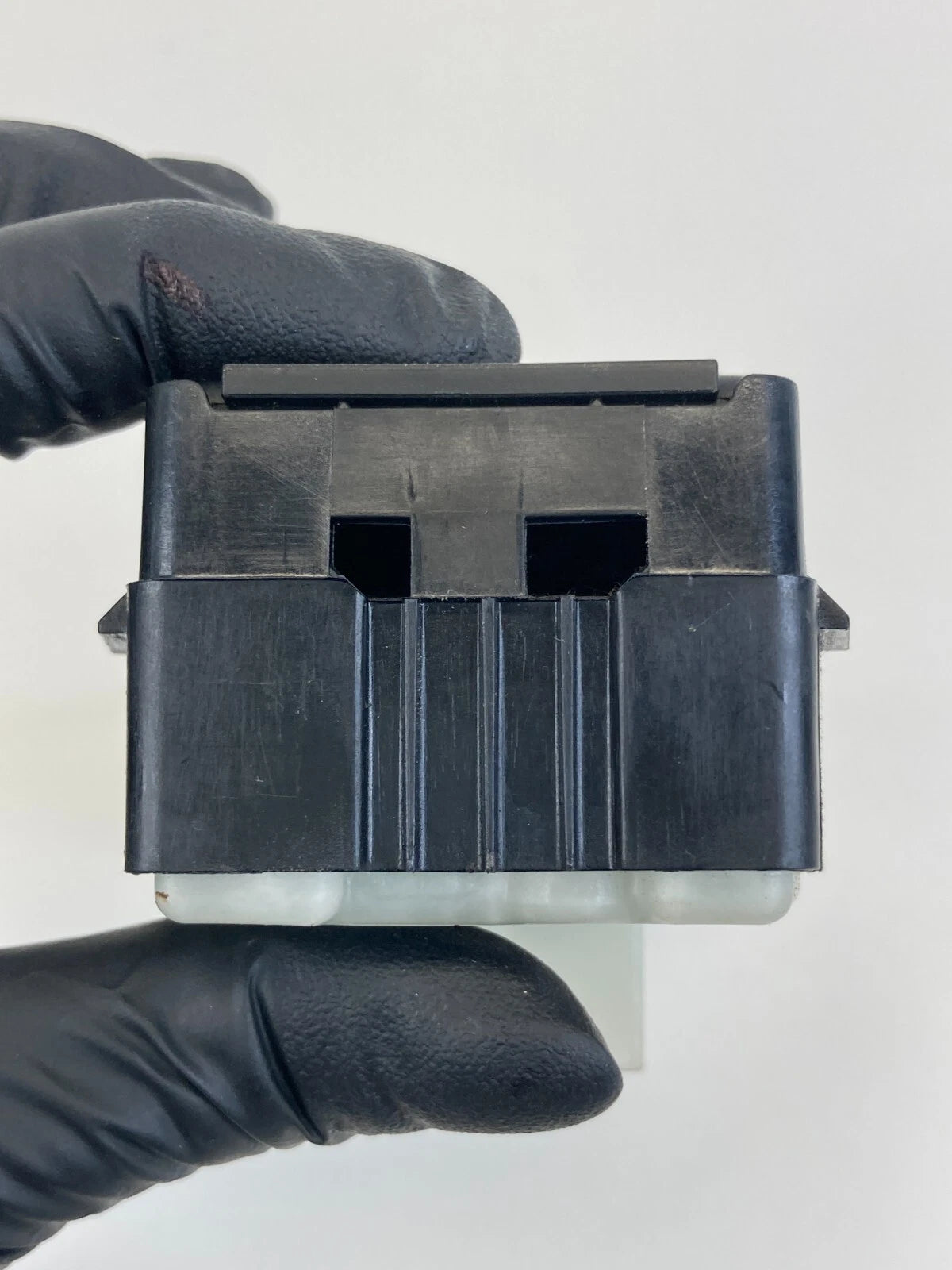 11-14 DODGE AVENGER CHRYSLER 200 LEFT DOOR MASTER WINDOW SWITCH 04602780AA OEM