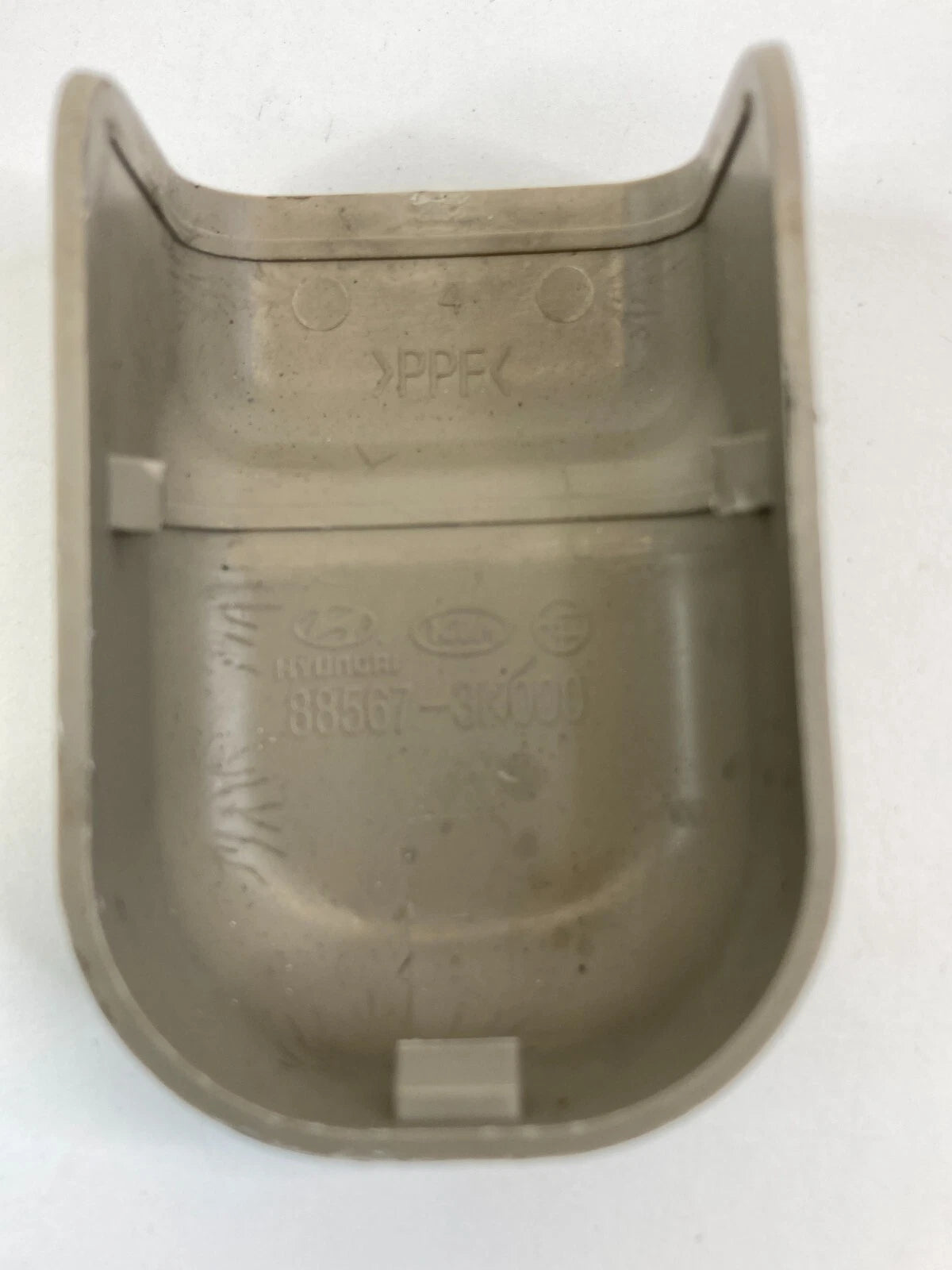 2007-2011 HYUNDAI ELANTRA SEDAN FRONT SEAT TRACK COVER TRIM CAP 88567-3K000 OEM