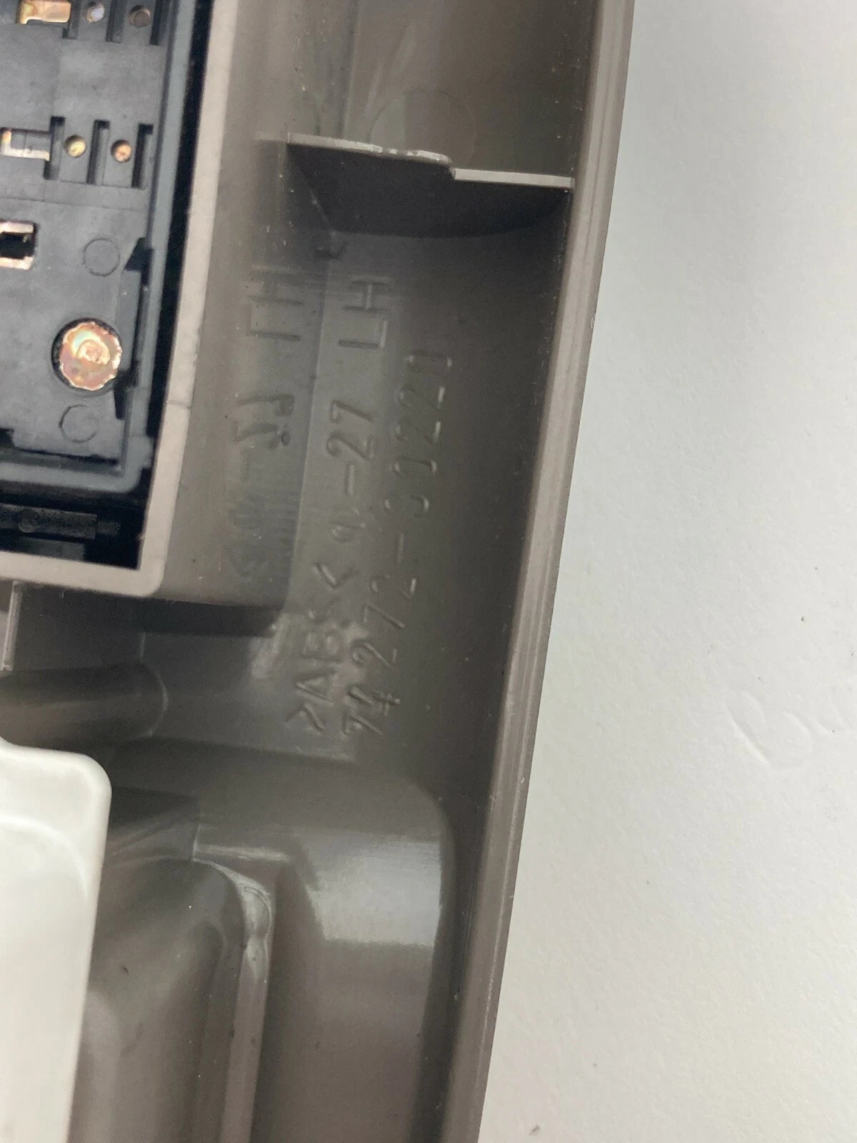 1998-2005 LEXUS GS300 REAR LEFT DRIVER DOOR WINDOW SWITCH W/ ASHTRAY OEM