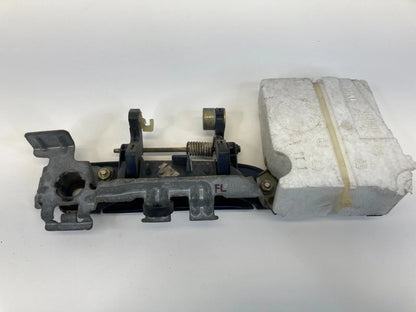 2001-2005 HONDA CIVIC SEDAN FRONT LEFT DRIVER SIDE EXTERIOR DOOR HANDLE OEM