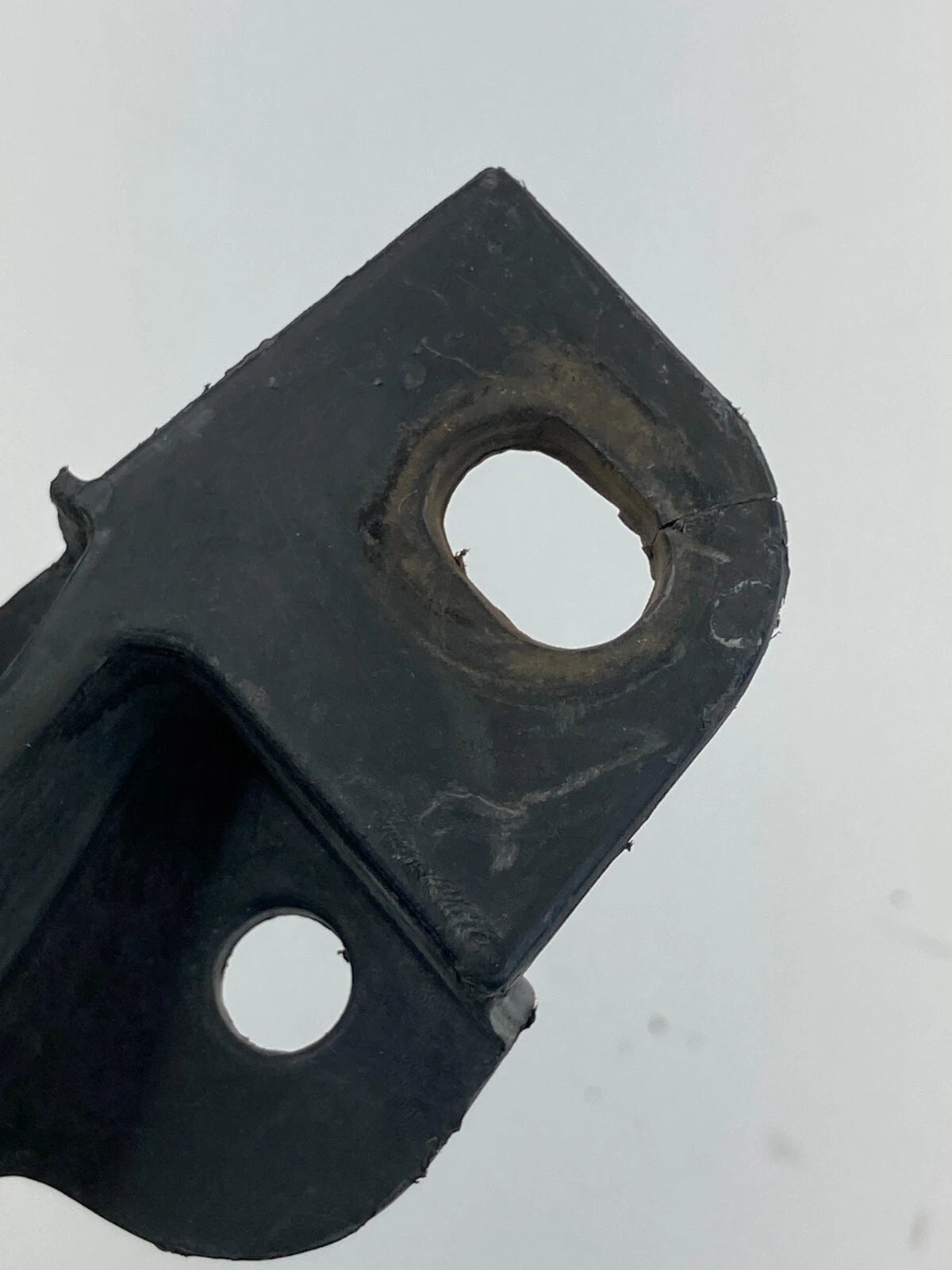 2007 2008 INFINITI G35 UPPER RADIATOR SUPPORT SIGHT SHIELD COVER PANEL OEM