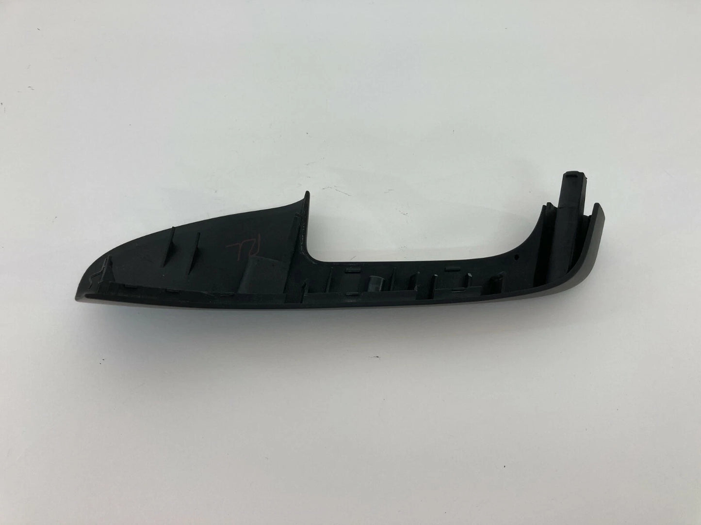 2010-2014 VW VOLKSWAGEN JETTA REAR LEFT SIDE DOOR PULL HANDLE TRIM RR LH OEM