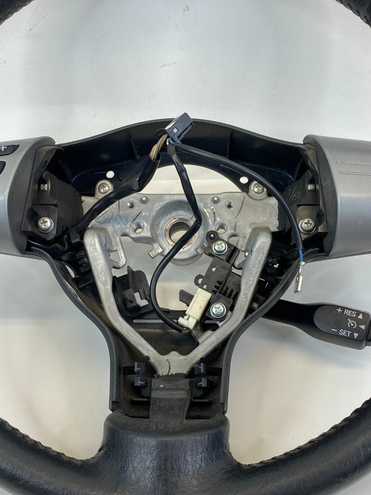 2005-2010 SCION TC 3-DR STEERING WHEEL W MULTI SWITCH CRUISE CONTROL 45103-21020