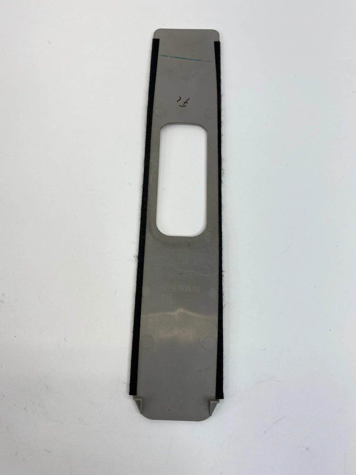 2005-2015 NISSAN XTERRA LEFT SIDE UPPER CENTER PILLAR TRIM PANEL 76985EA500 OEM