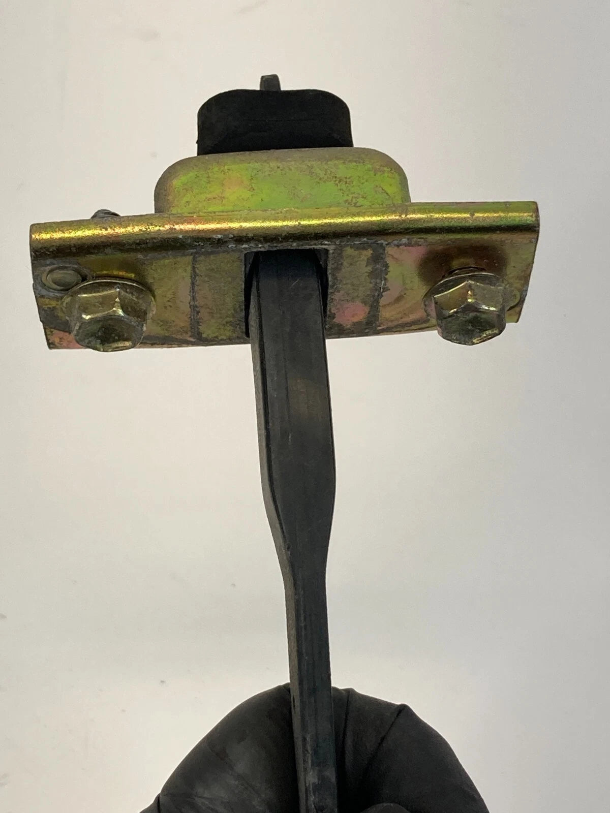 1998-2002 TOYOTA COROLLA REAR RIGHT SIDE DOOR CHECK STOPPER HINGE LATCH OEM