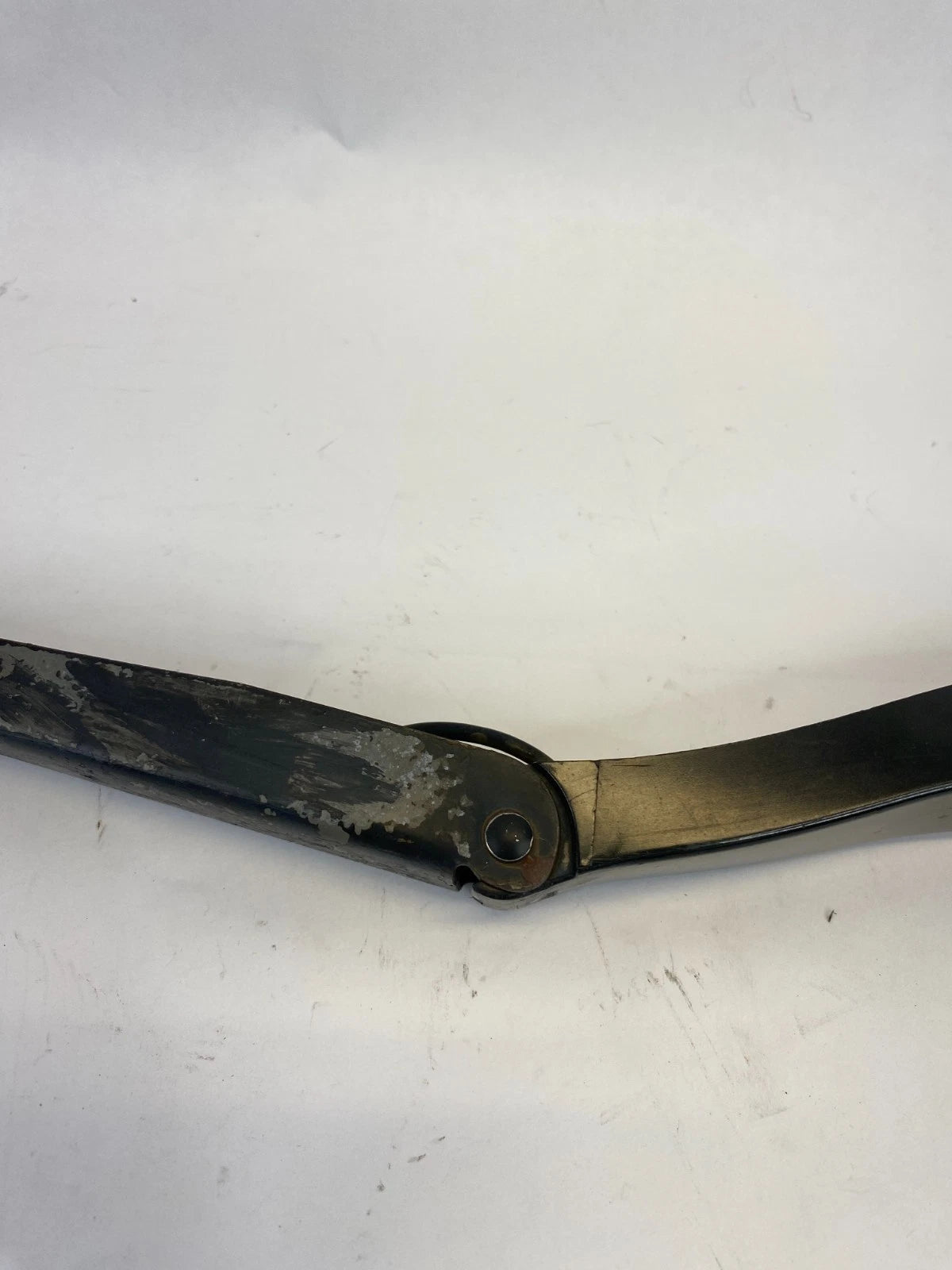2006-2011 FORD FOCUS FRONT LEFT DRIVER SIDE WINDSHIELD WIPER ARM OEM