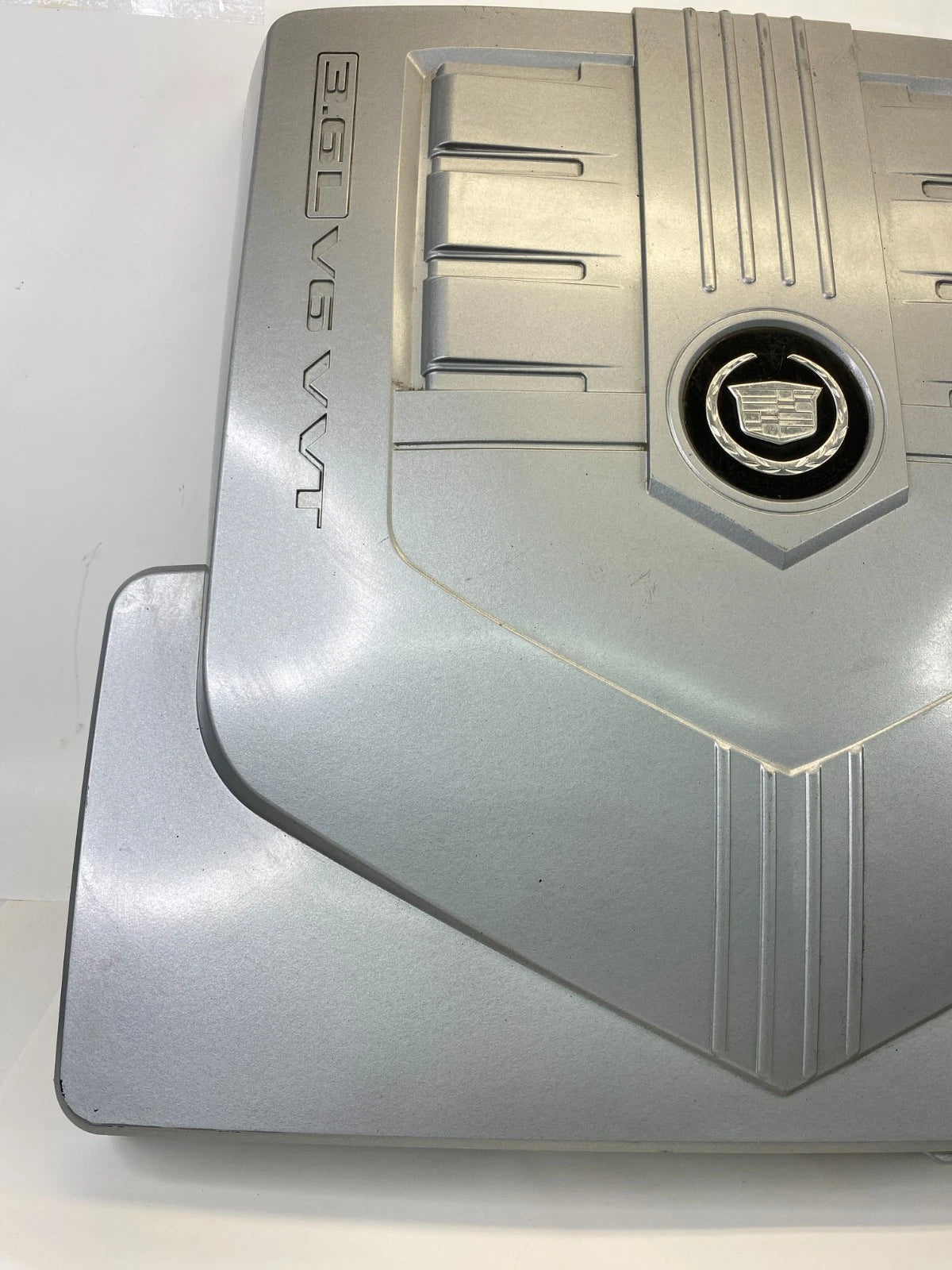 2004-2007 CADILLAC CTS 3.6L ENGINE COVER APPEARANCE TRIM TOP LID