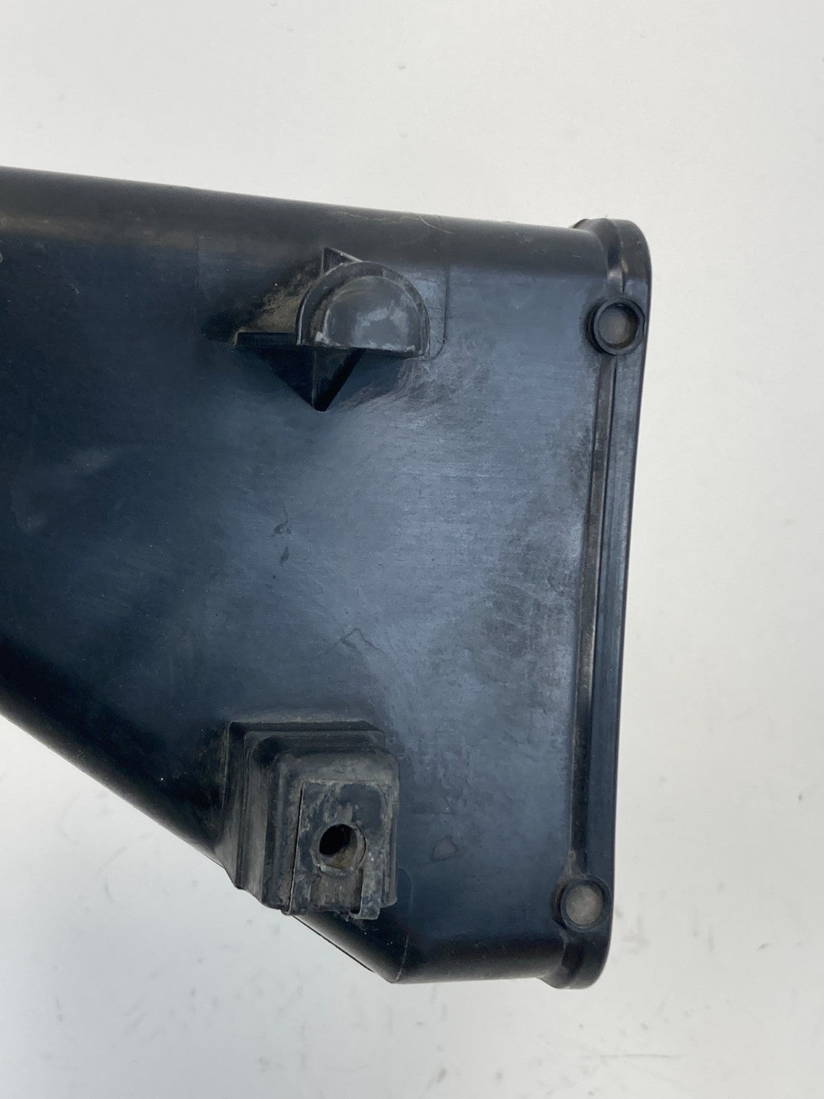 03-11 Saab 9-3 93 2.0L Battery Cooling Air Duct Vent Front 12790911 OEM