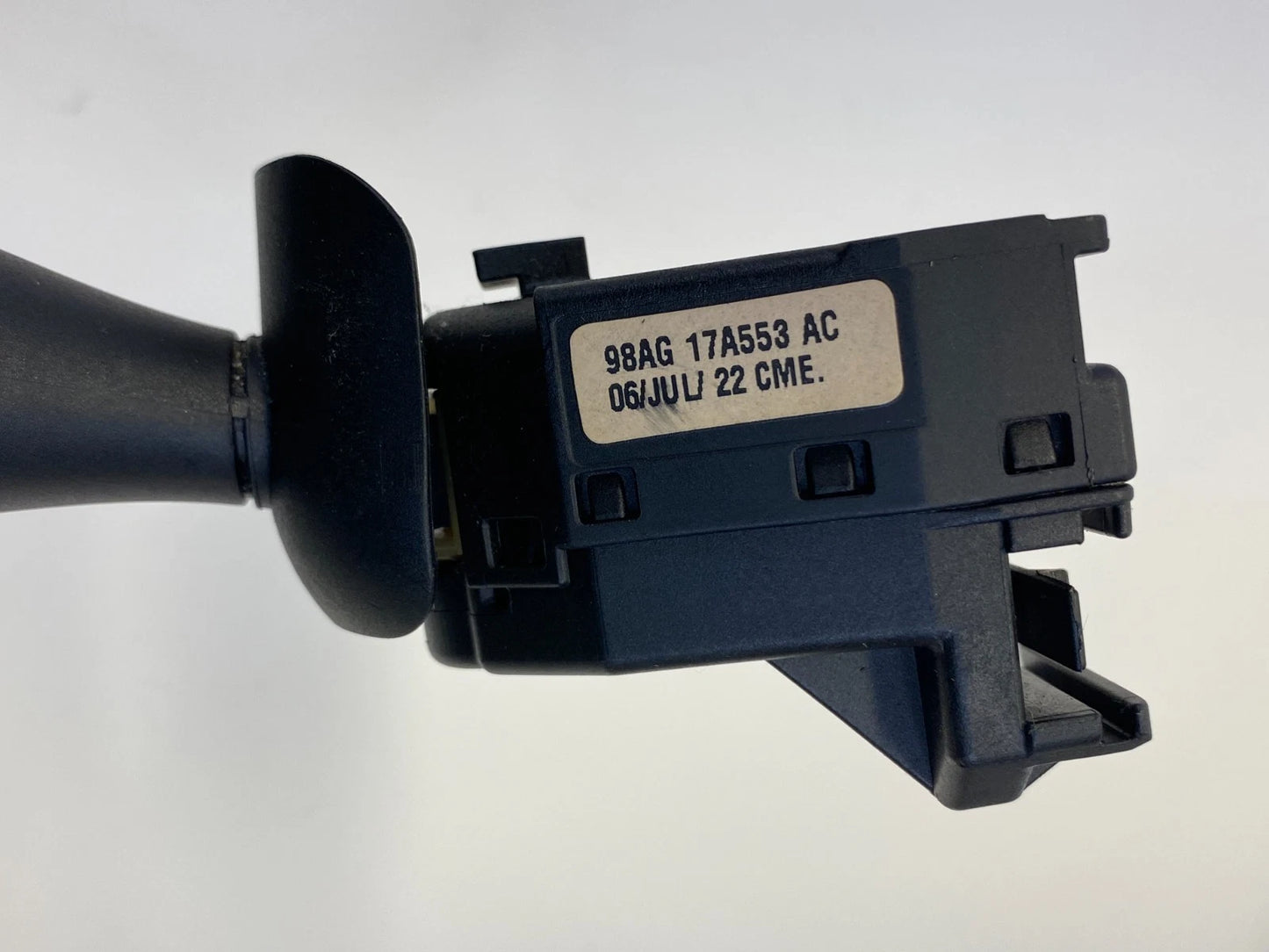 00-07 FORD FOCUS WINDSHIELD WIPER SWITCH WITH REAR WIPER CONTROL 98AG-17A553-AC