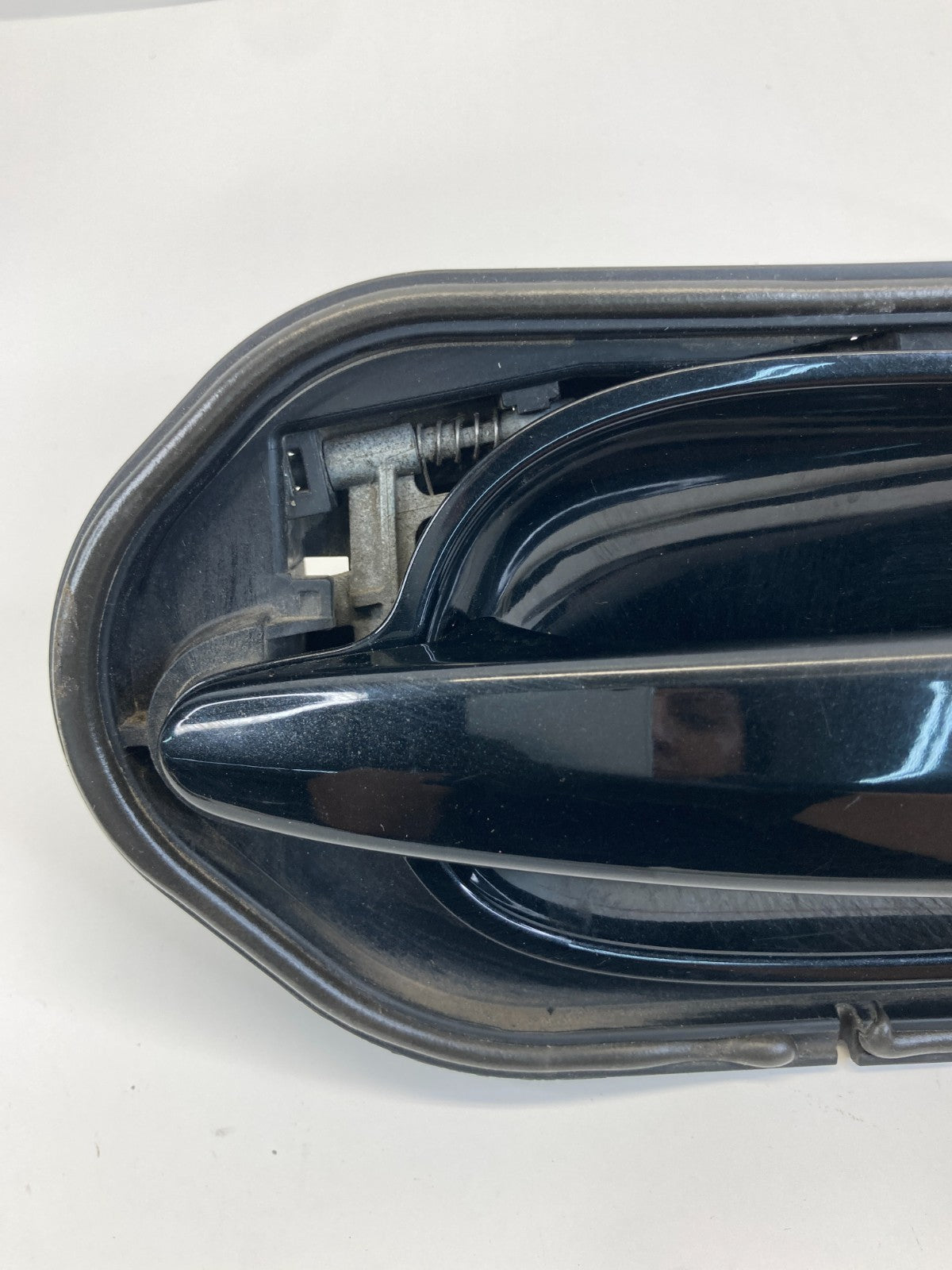 09 10 BMW 535i xDrive Rear Left Exterior Outside Door Handle 51.21-7-199-555 OEM