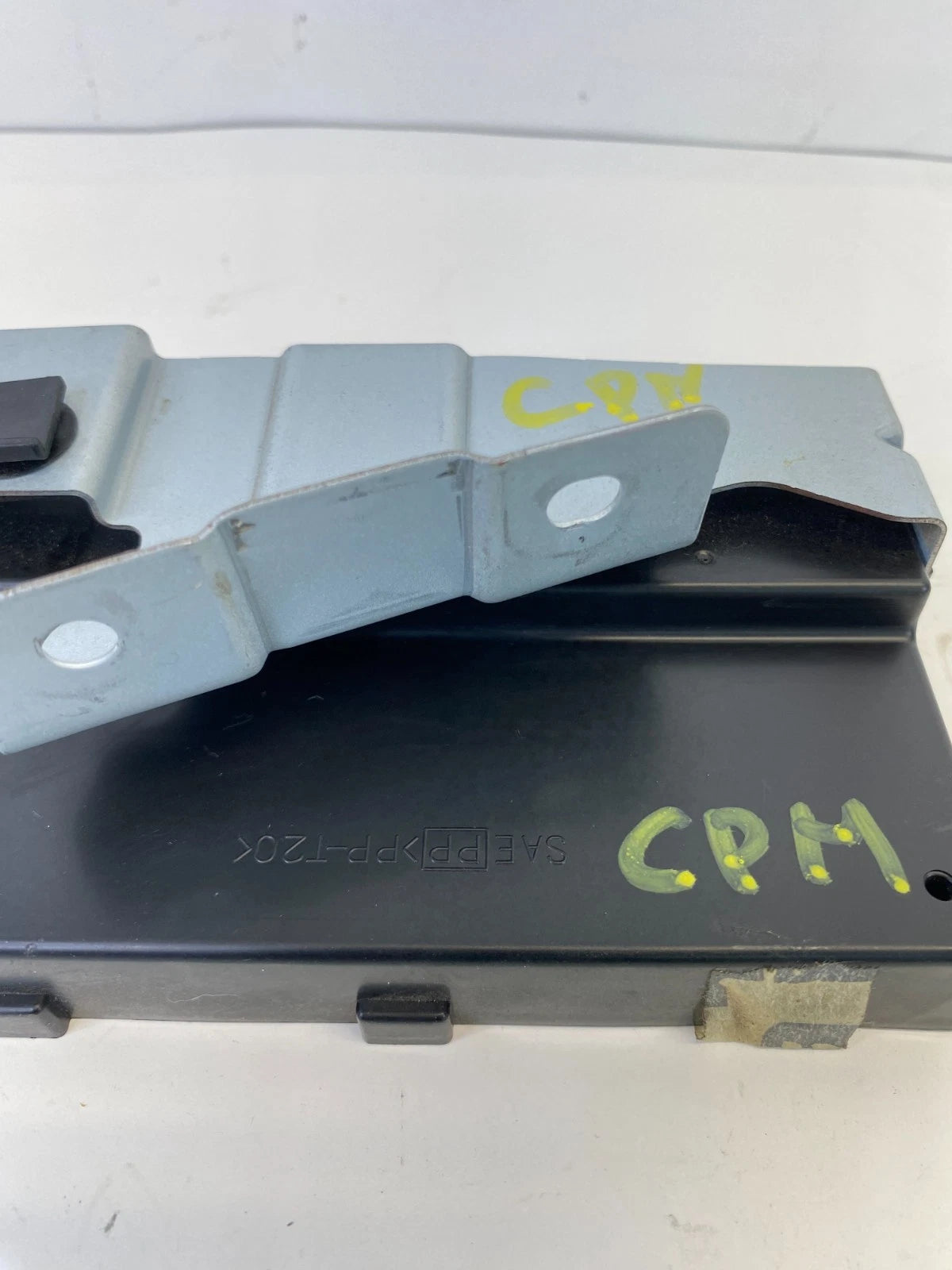 2010-2013 SUZUKI KIZASHI ANTITHEFT KEYLESS CONTROL MODULE OEM 37171-57L02