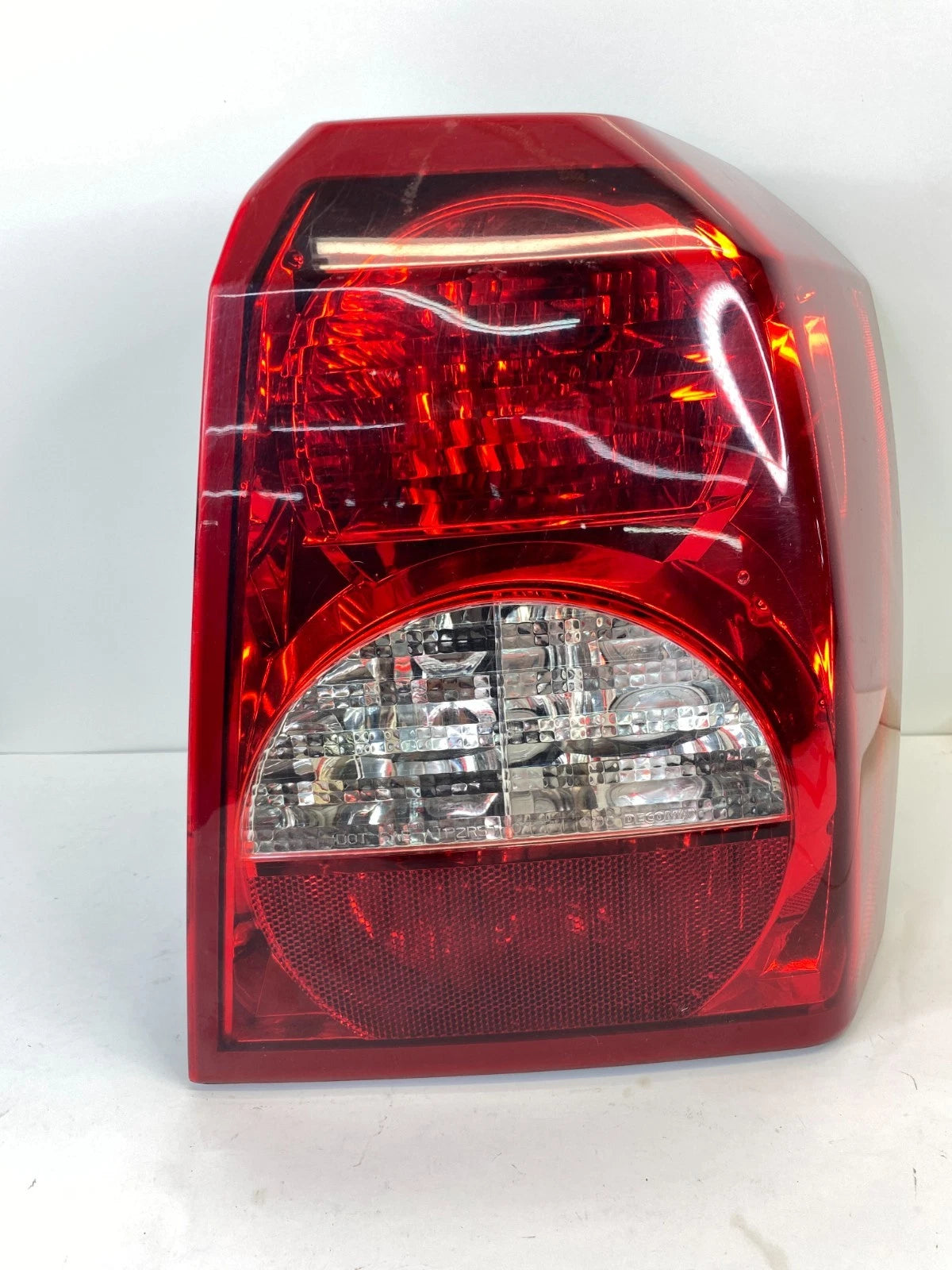 2008-2012 DODGE CALIBER REAR RIGHT PASSENGER SIDE TAILLIGHT LAMP OEM 05303752AF