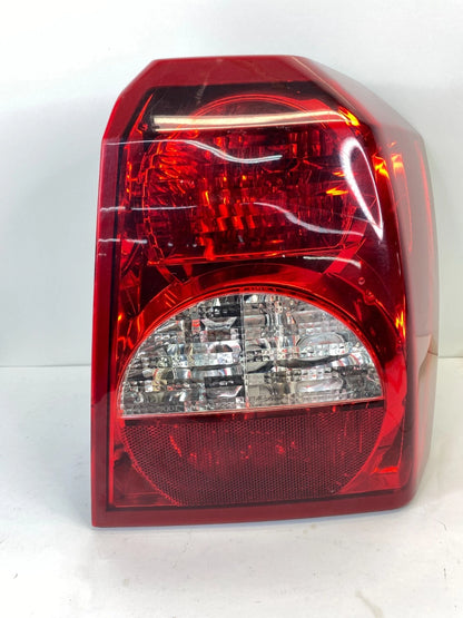 2008-2012 DODGE CALIBER REAR RIGHT PASSENGER SIDE TAILLIGHT LAMP OEM 05303752AF