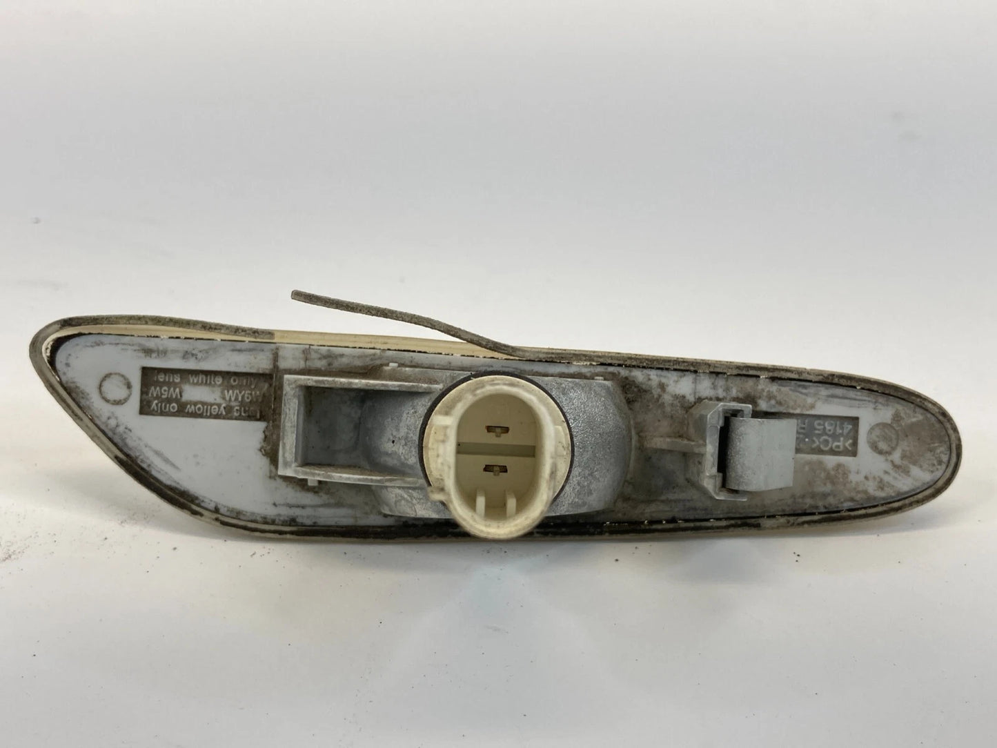 2004-2007 BMW 530I 525I FRONT RIGHT PASSENGER SIDE MARKER FENDER LIGHT LAMP OEM