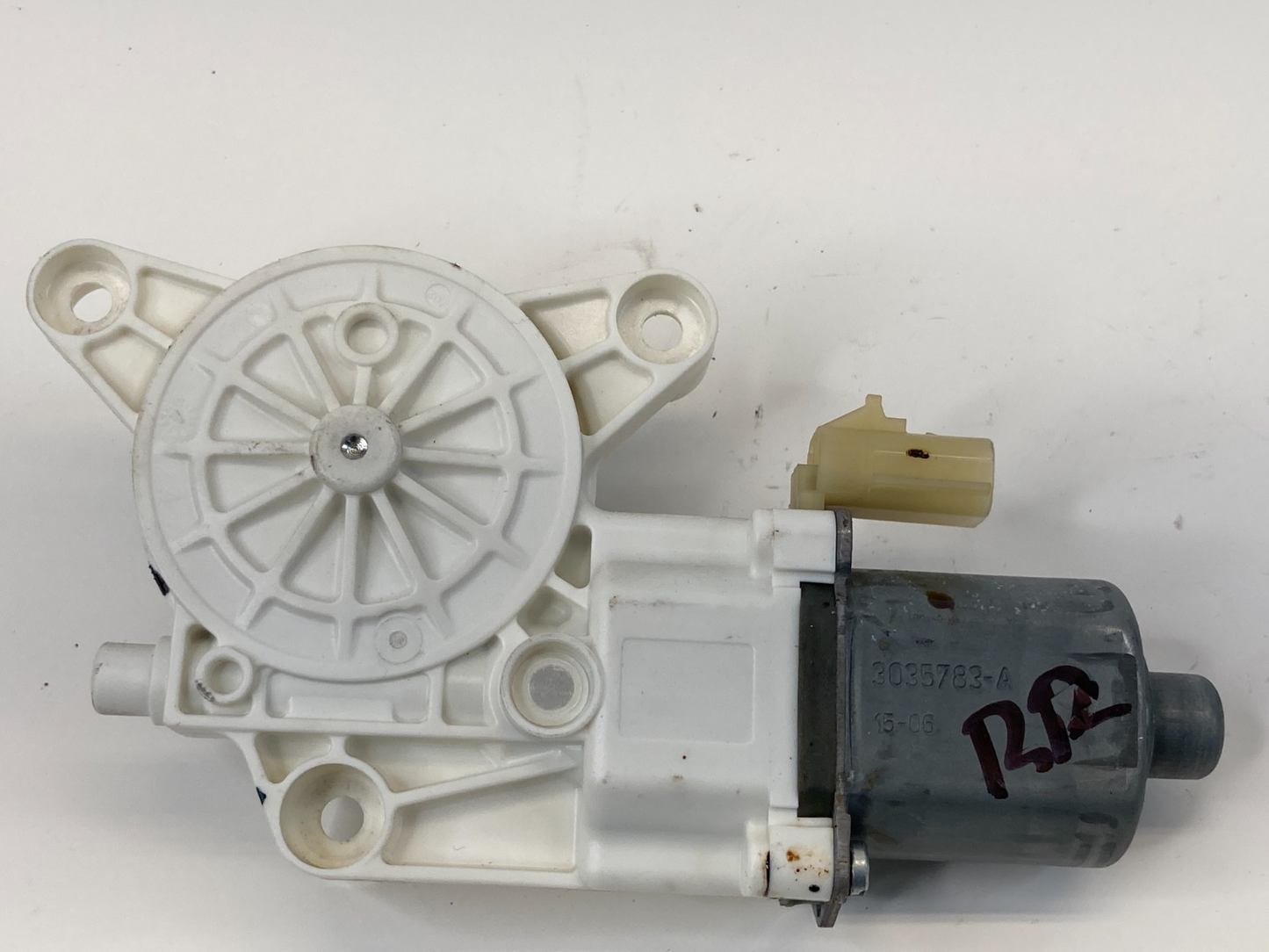 2015-2017 Chrysler 200 Rear Right Back Side Door Power Window Motor 3035783-A