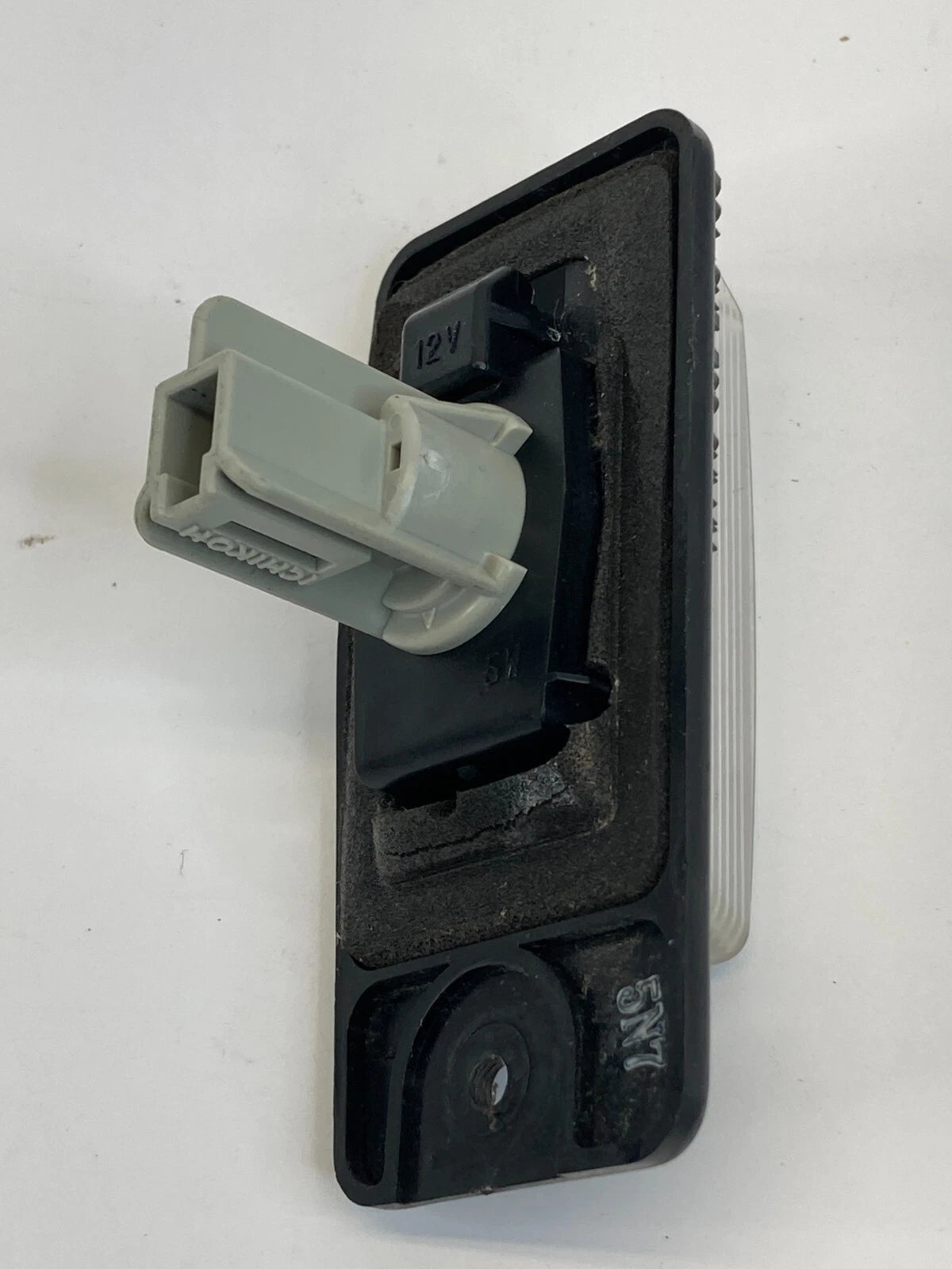 2002-2006 NISSAN ALTIMA SEDAN REAR TRUNK LICENSE LIGHT PLATE LAMP