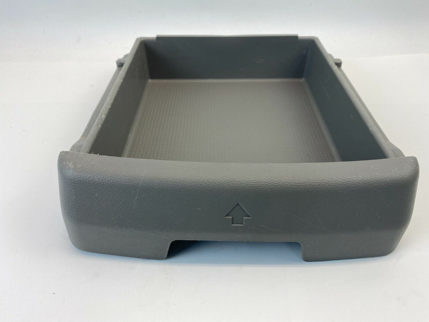 2008 Saturn Vue 2.4L L4 AT Under Passenger Seat Storage Box Bin Compartment OEM