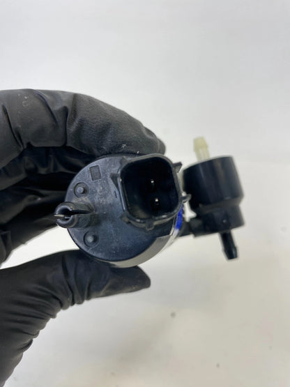 11-19 EXPLORER 13-19 INTERCEPTOR UTILITY WINDSHIELD WIPER WASHER FLUID PUMP OEM