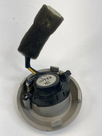 2009-2011 CHEVY AVEO5 FRONT RIGHT PASSENGER AUDIO WINDSHIELD PILLAR SPEAKER OEM