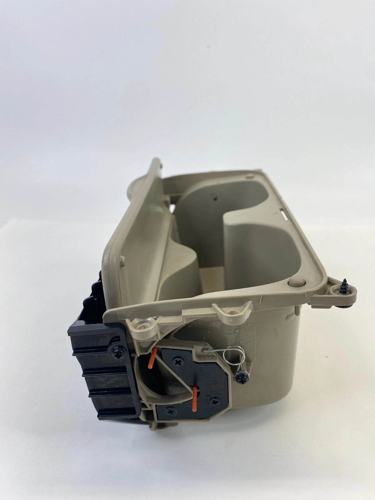 2010 10 HYUNDAI ELANTRA CENTER CONSOLE CUP HOLDER CUPHOLDER 84670-2H700 OEM