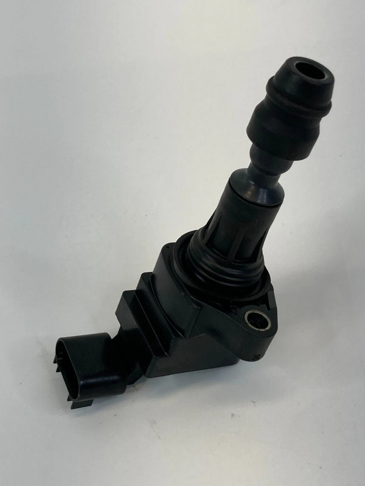 2011-2017 BUICK REGAL 2.4L L4 ENGINE IGNITION COIL IGNITOR IGNITER 12638824 OEM
