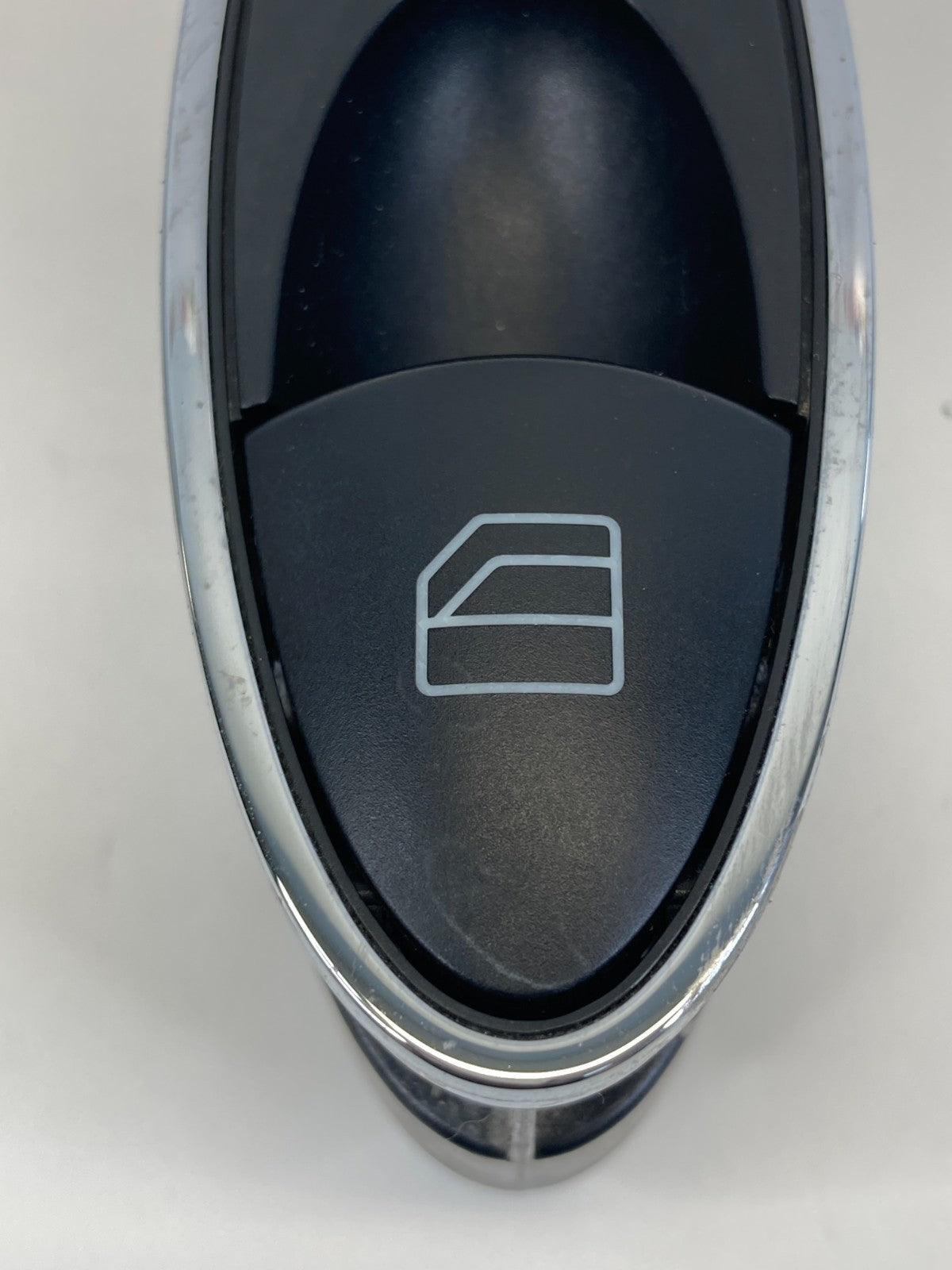 2006 Mercedes-Benz CLS500 Front Right Door Power Window Switch 211-821-13-51