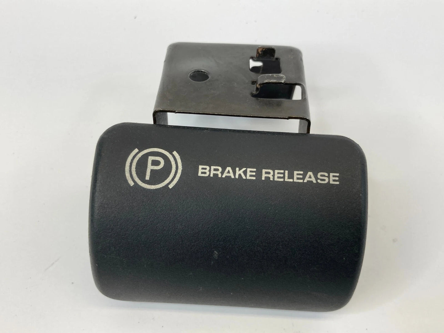 2000-2005 CHEVROLET TAHOE DASHBOARD PARKING EMERGENCY BRAKE RELEASE HANDLE OEM