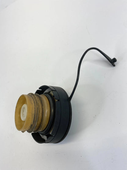 2001-2003 LEXUS RX300 FUEL FILLER GAS TANK CAP W/ TETHER STRAP UNIT OEM FACTORY