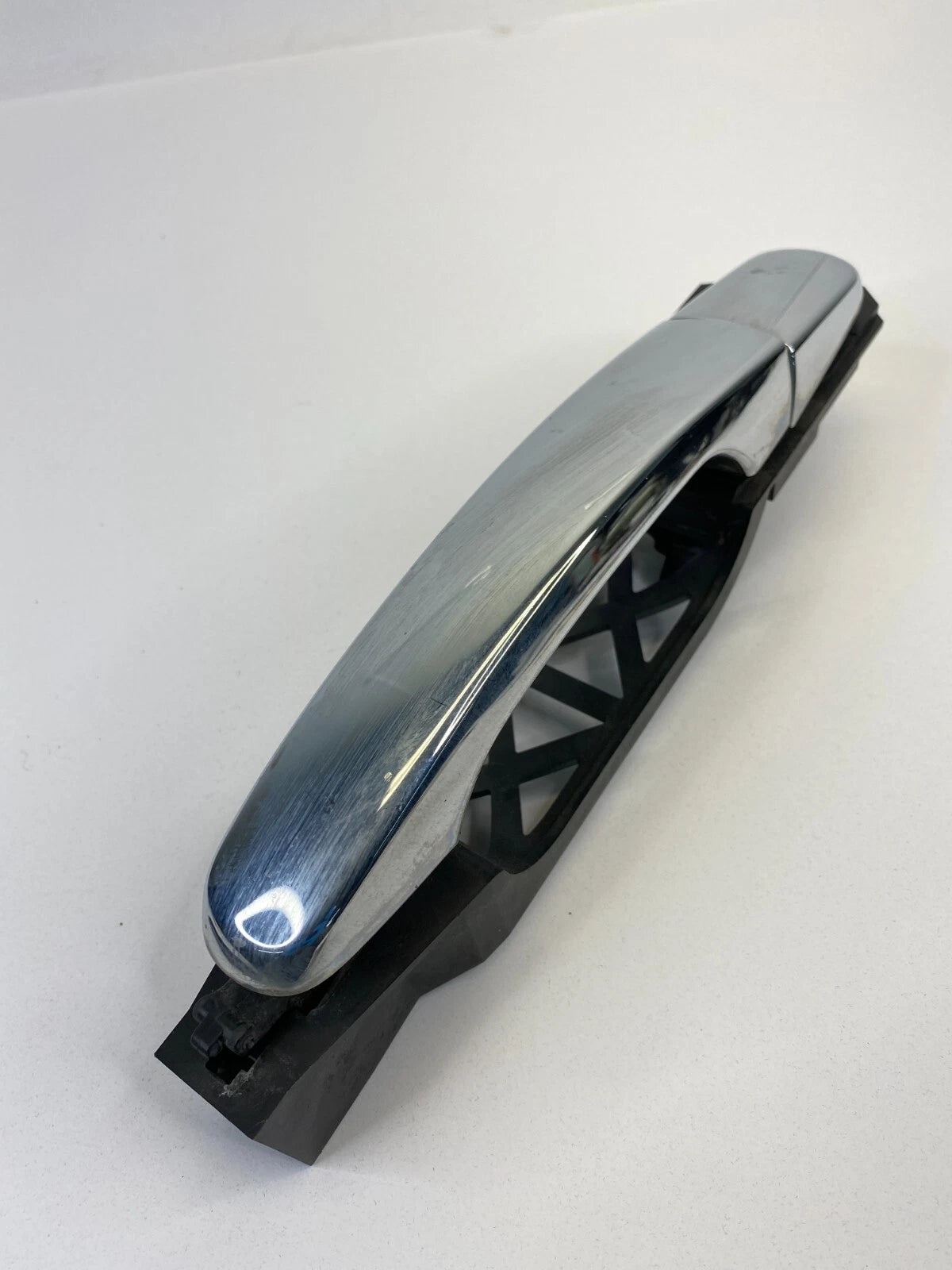 2005-2010 PONTIAC G6 REAR LEFT SIDE EXTERIOR DOOR HANDLE ASSEMBLY 15786207 OEM