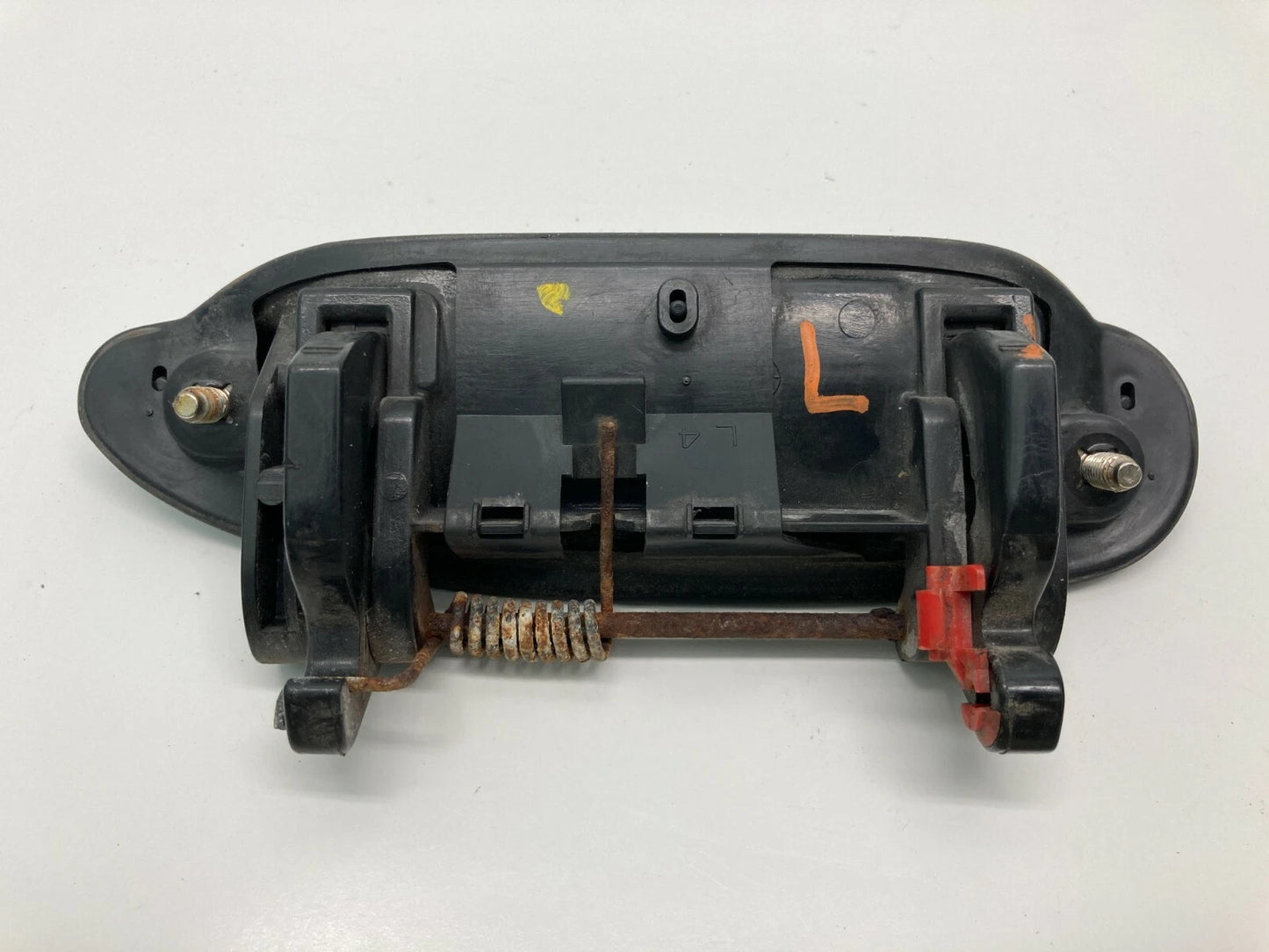 1991 1992 1993 1994 NISSAN SENTRA FRONT LEFT SIDE OUTSIDE EXTERIOR DOOR HANDLE