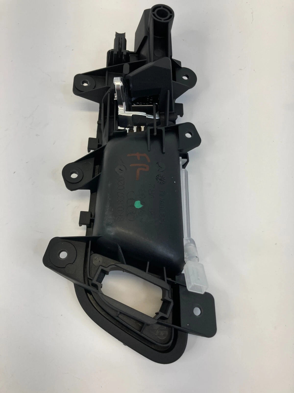 2009-2016 AUDI A4 FRONT RIGHT SIDE INTERIOR DOOR HANDLE ASSEMBLY 8K0-837-020 OEM
